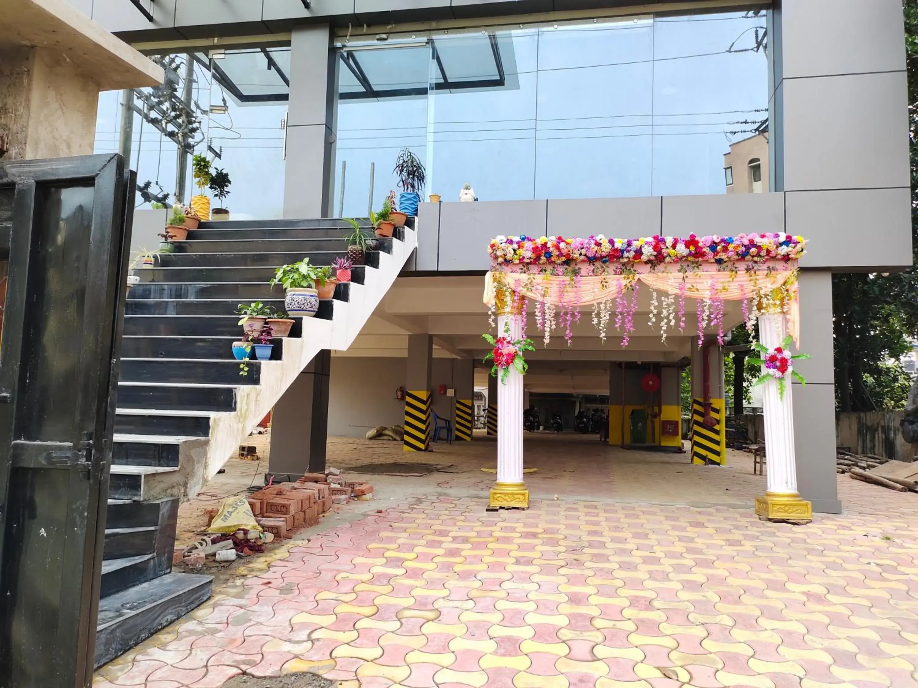 Property building in JD Grand Inn Property building in JD Grand Inn