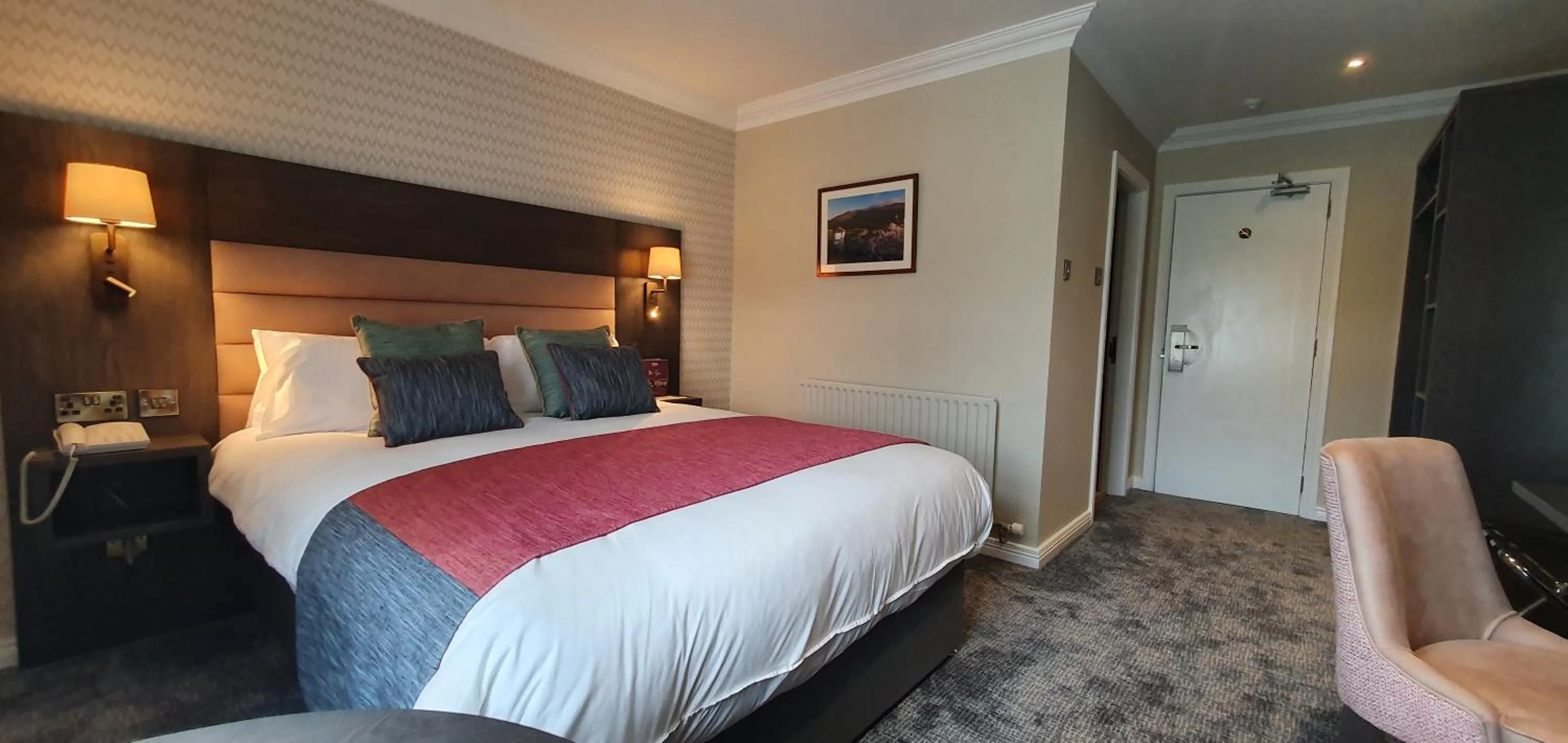Bed in Burrendale Hotel Country Club & Spa
