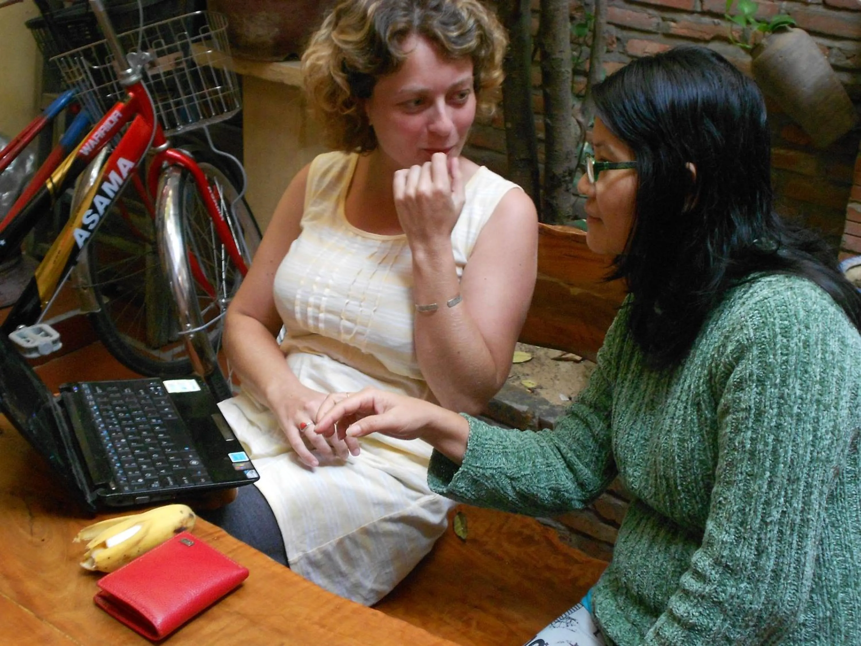 People in Nha Lan Homestay