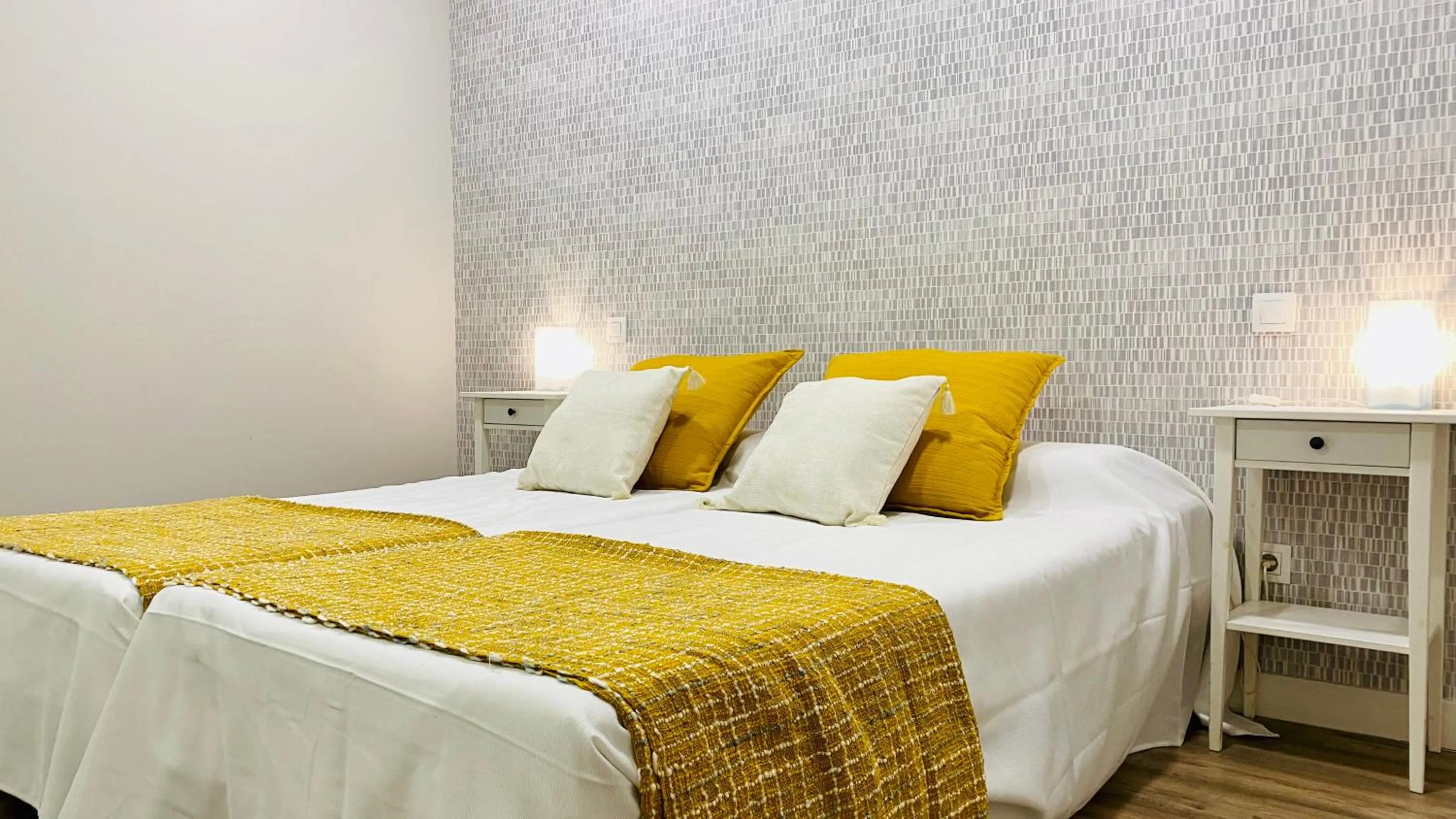 Centrally located duplex: Madrid Río-Palacio Real LINNEO