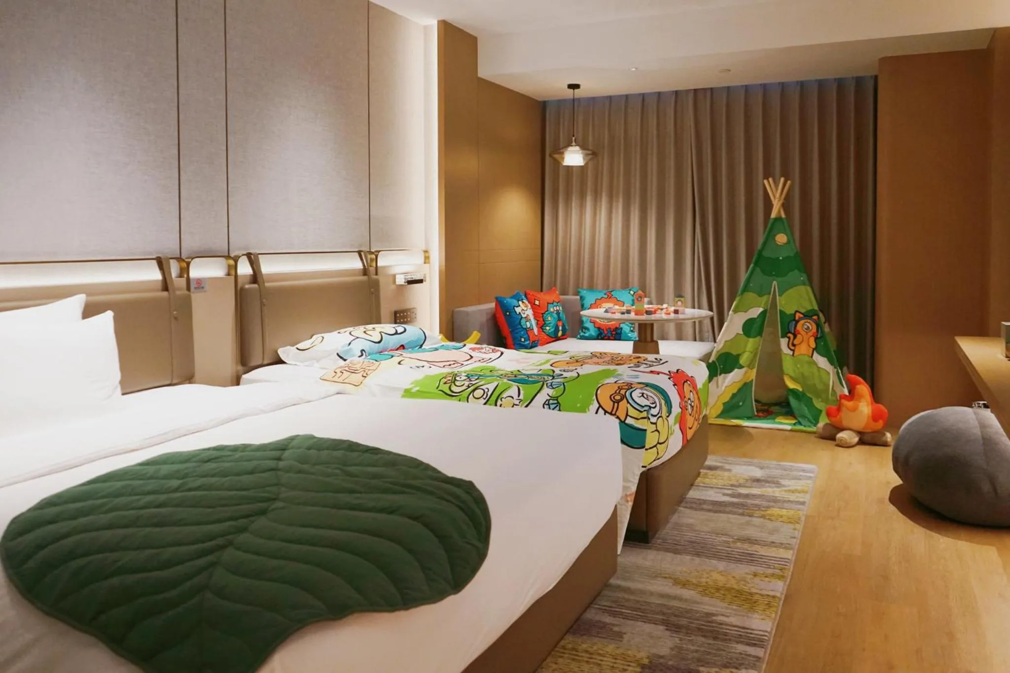 Photo of the whole room, Bed in Holiday Inn Changsha Malanshan by IHG