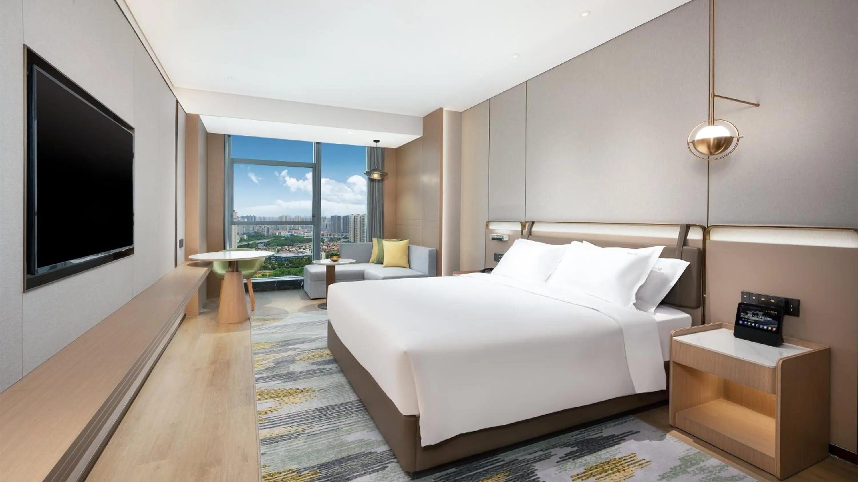 Photo of the whole room, Bed in Holiday Inn Changsha Malanshan by IHG