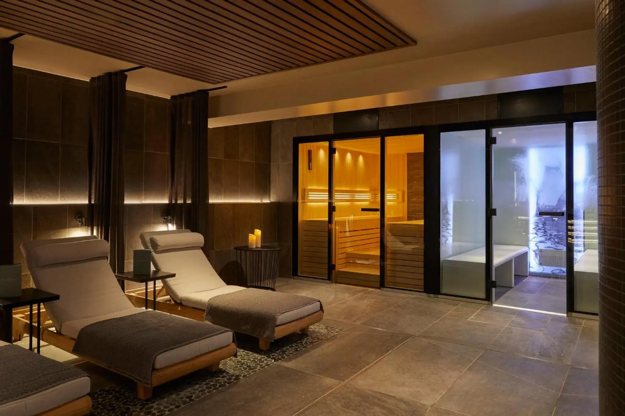 Fitness centre/facilities in Hotel Indigo - Exeter by IHG Fitness centre/facilities in Hotel Indigo - Exeter by IHG