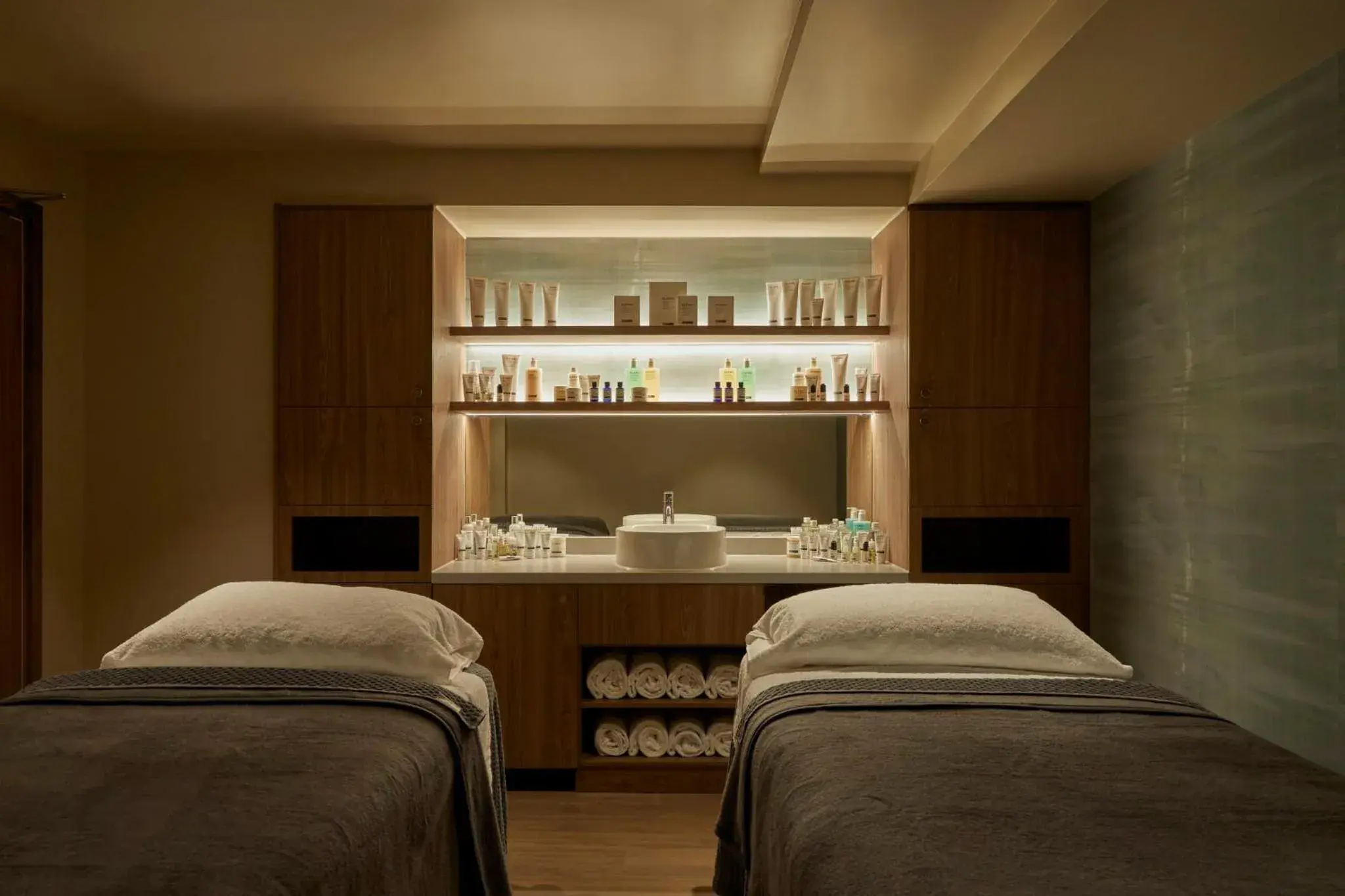 Spa and wellness centre/facilities, Bed in Hotel Indigo - Exeter by IHG Spa and wellness centre/facilities, Bed in Hotel Indigo - Exeter by IHG