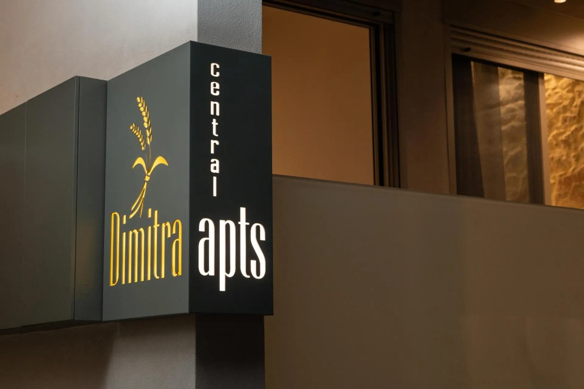 Dimitra Central Apts