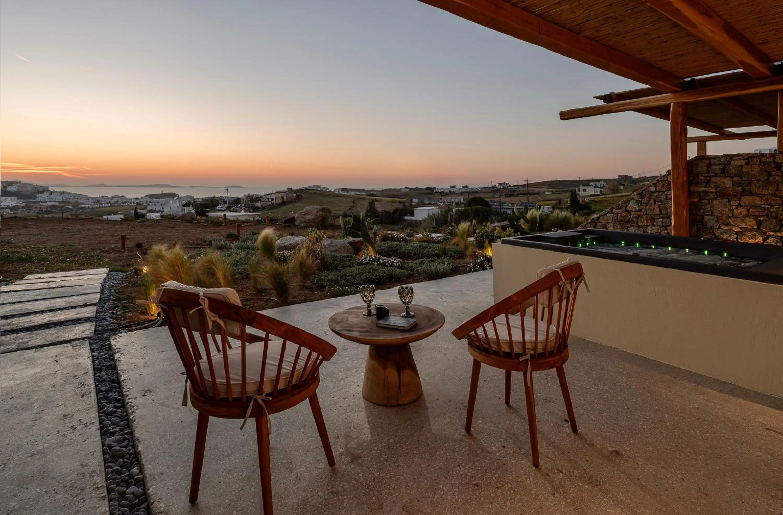 Day in Opuntia Suites