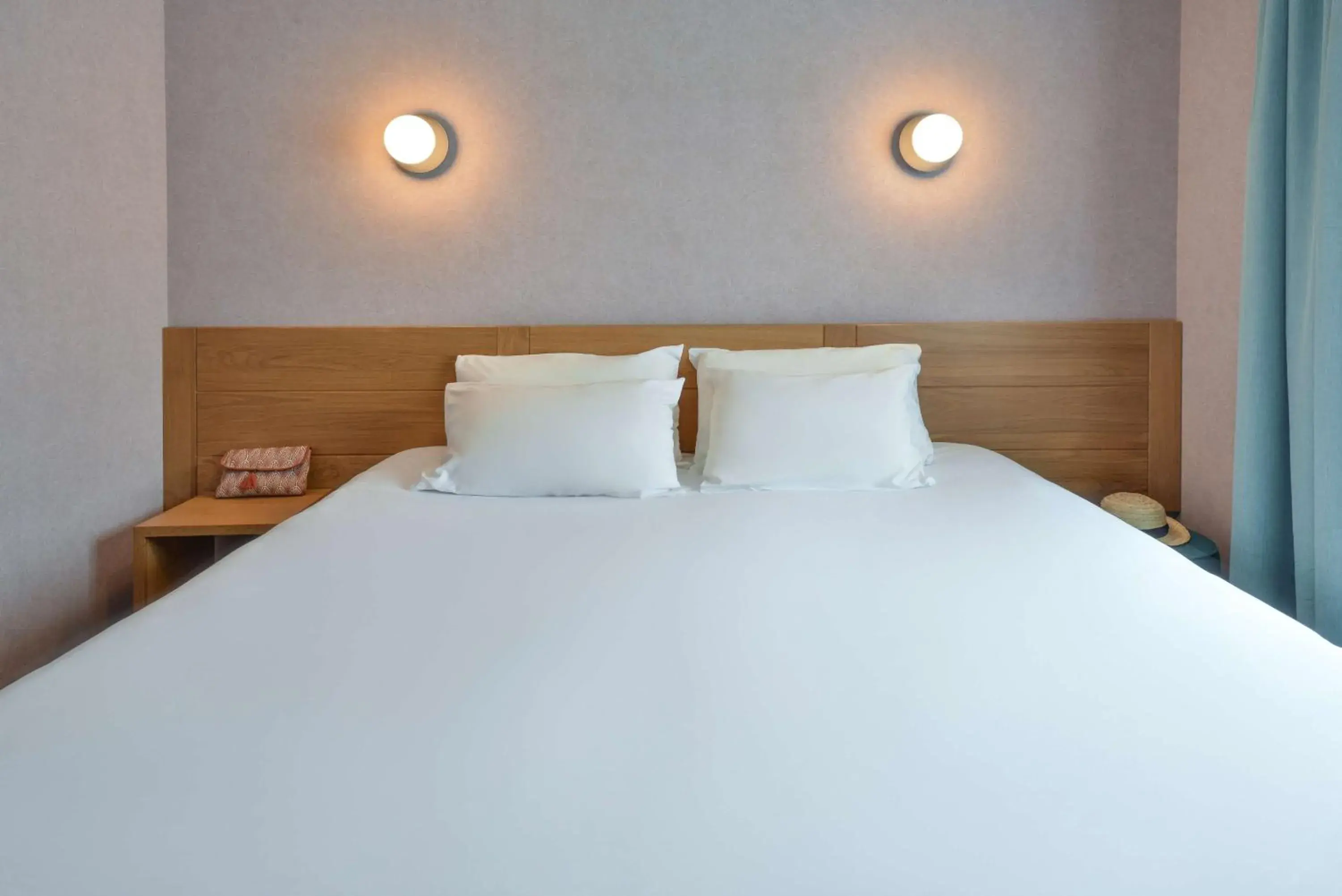 Bedroom, Bed in Sure Hotel by Best Western Centre Beaune Bedroom, Bed in Sure Hotel by Best Western Centre Beaune