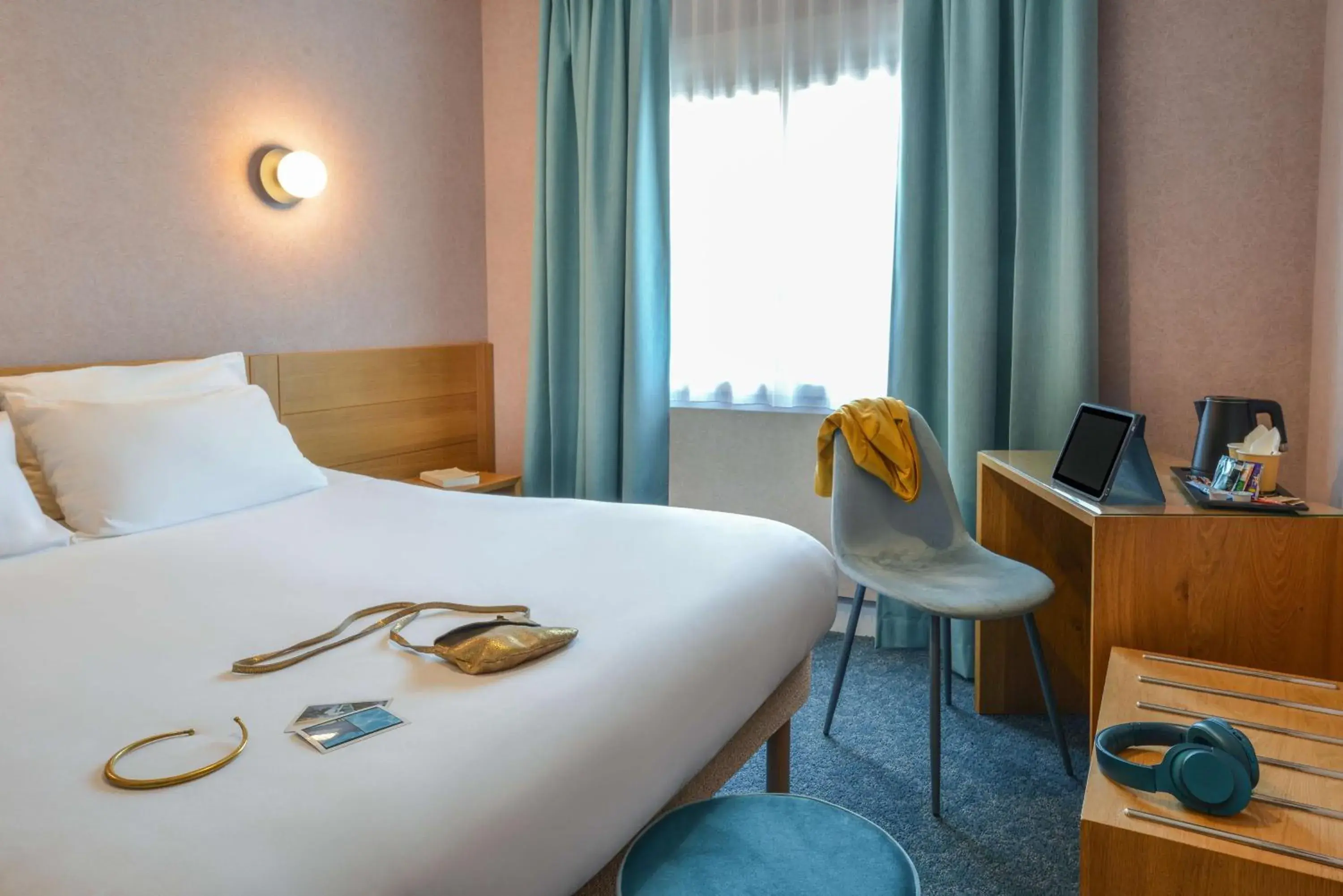 Bedroom, Bed in Sure Hotel by Best Western Centre Beaune Bedroom, Bed in Sure Hotel by Best Western Centre Beaune