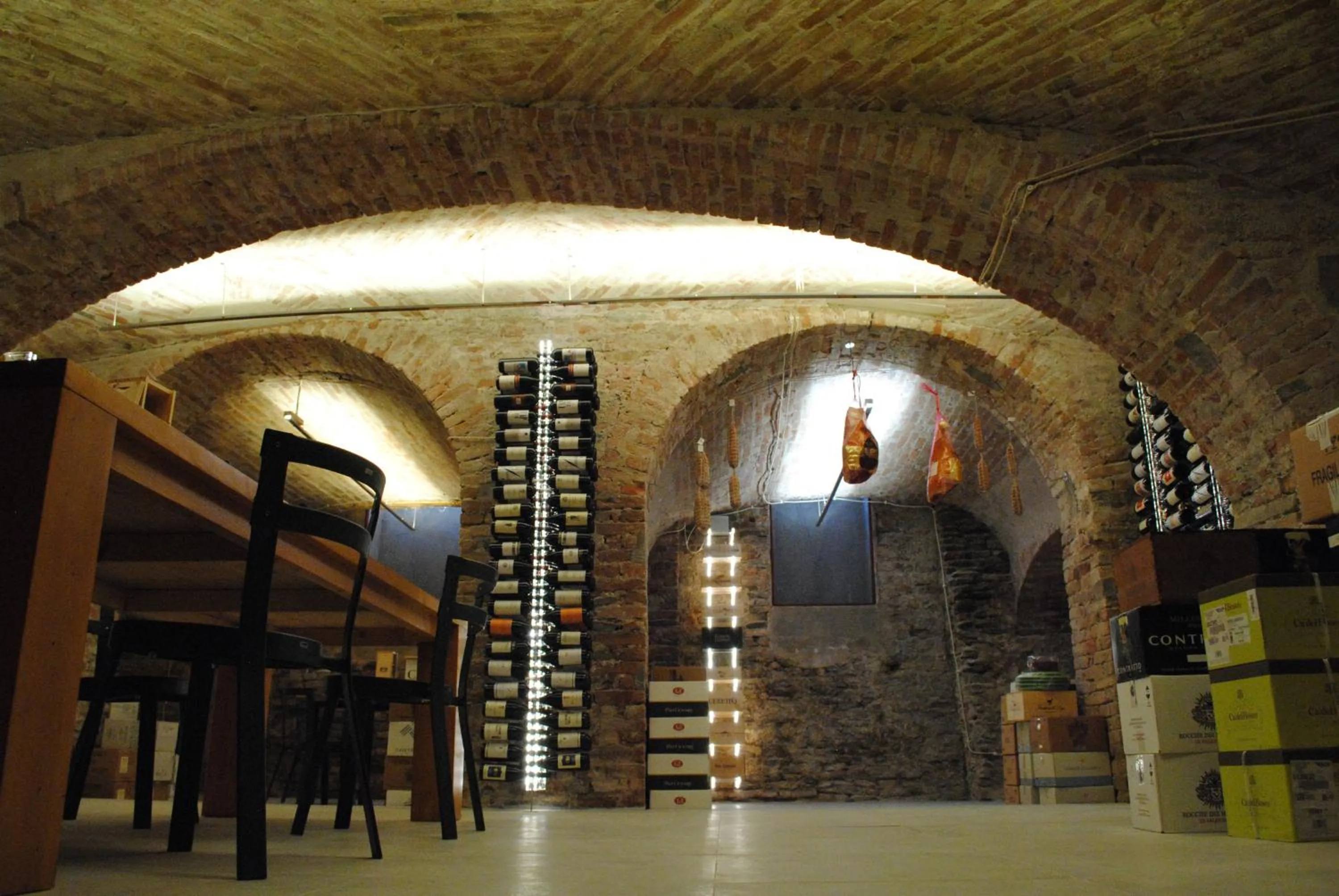 Lounge or bar in Vinoteca La Sacrestia