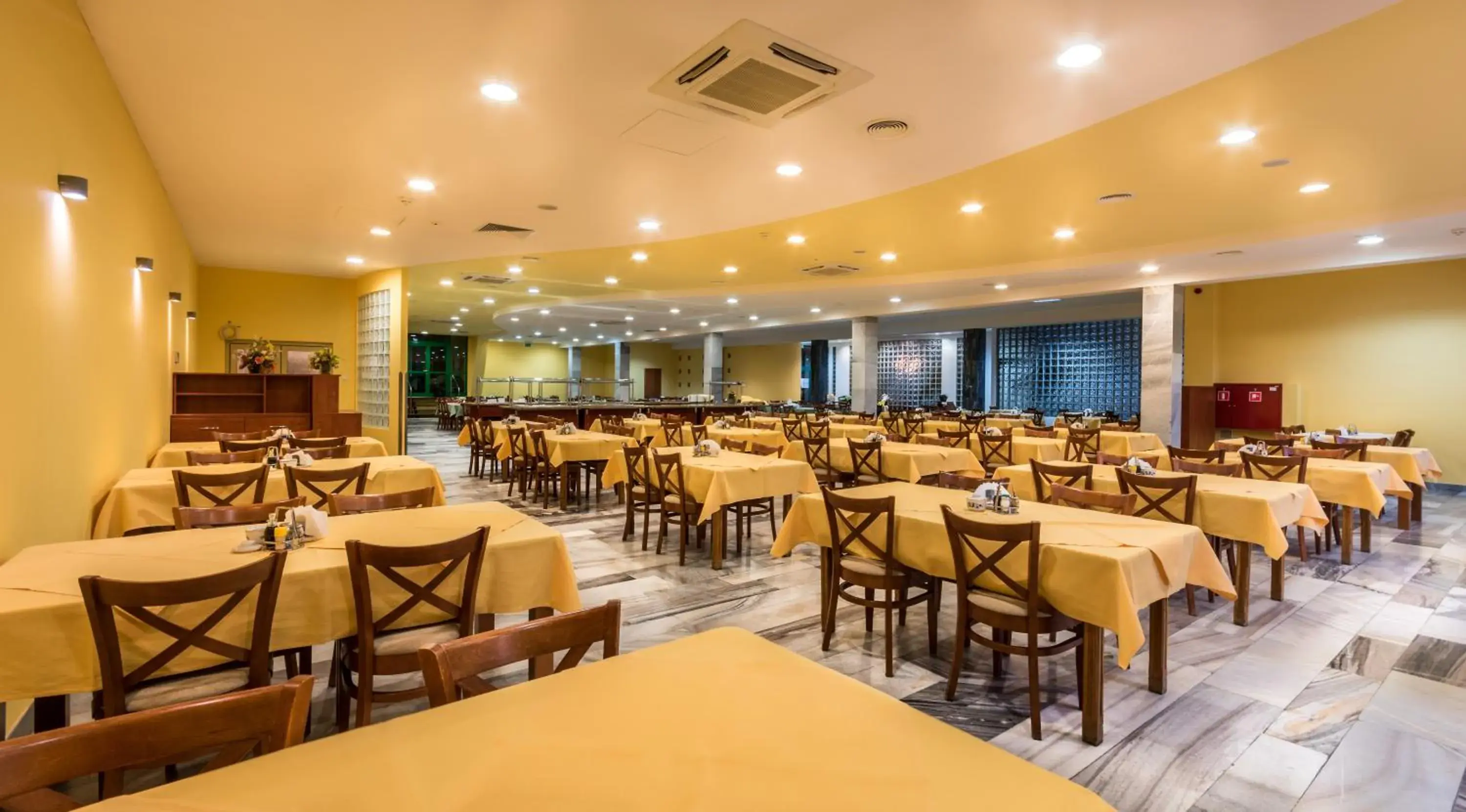 Restaurant/places to eat in Interferie Chalkozyn w Kołobrzegu Restaurant/places to eat in Interferie Chalkozyn w Kołobrzegu