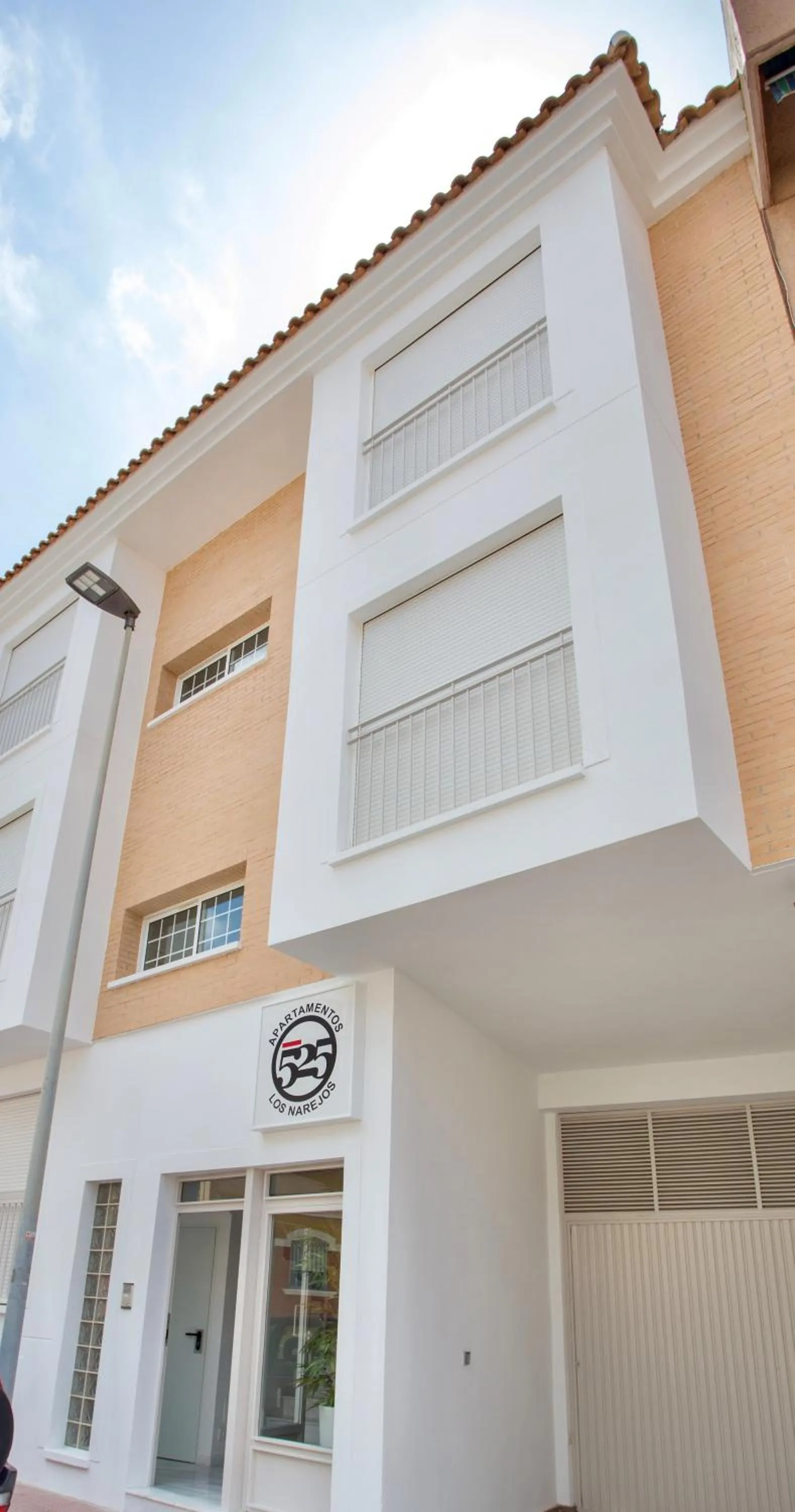 Property building in Apartamentos 525 Los Narejos
