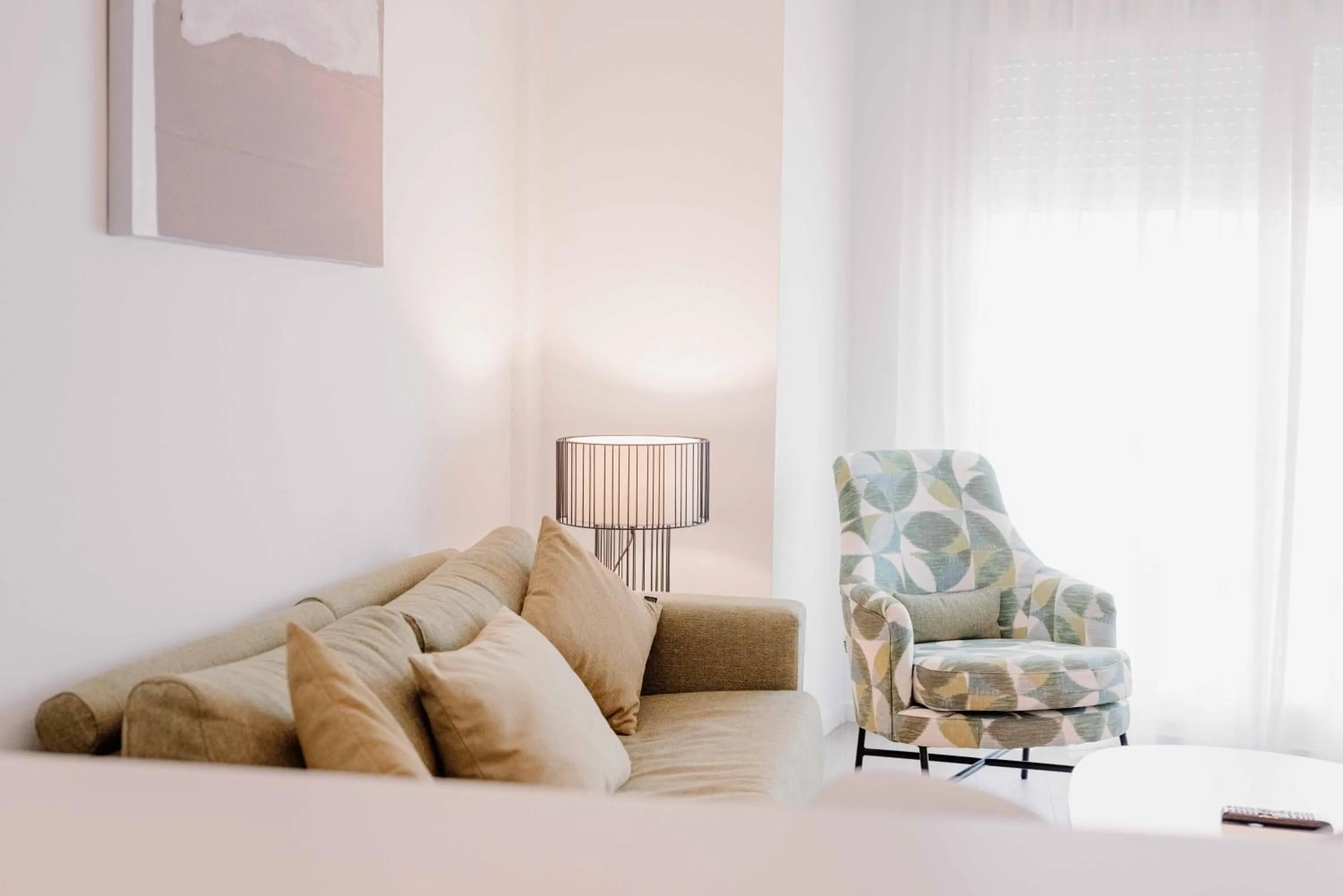 Living room, Bed in Apartamentos 525 Los Narejos