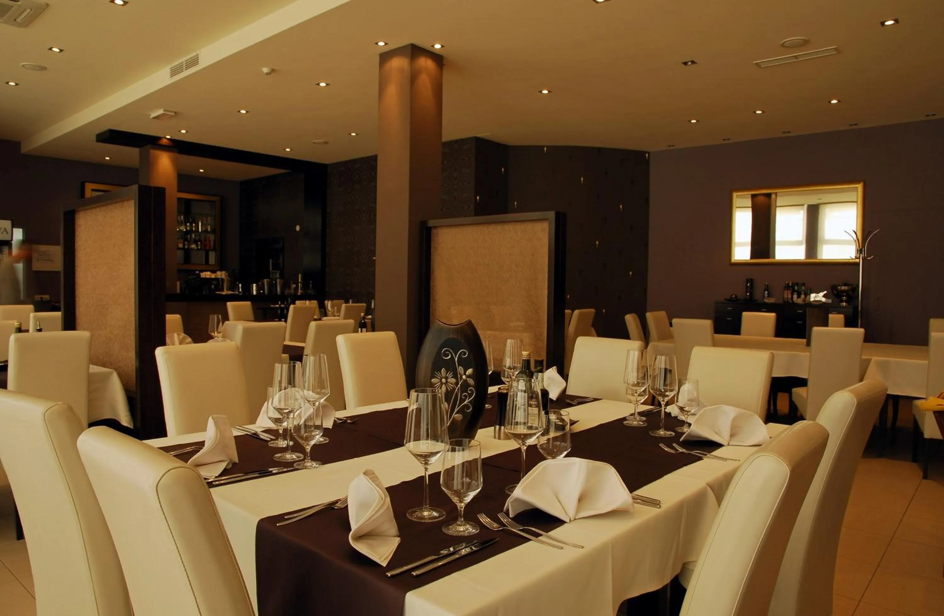 Restaurant/places to eat in Gold Club Hotel & Casino