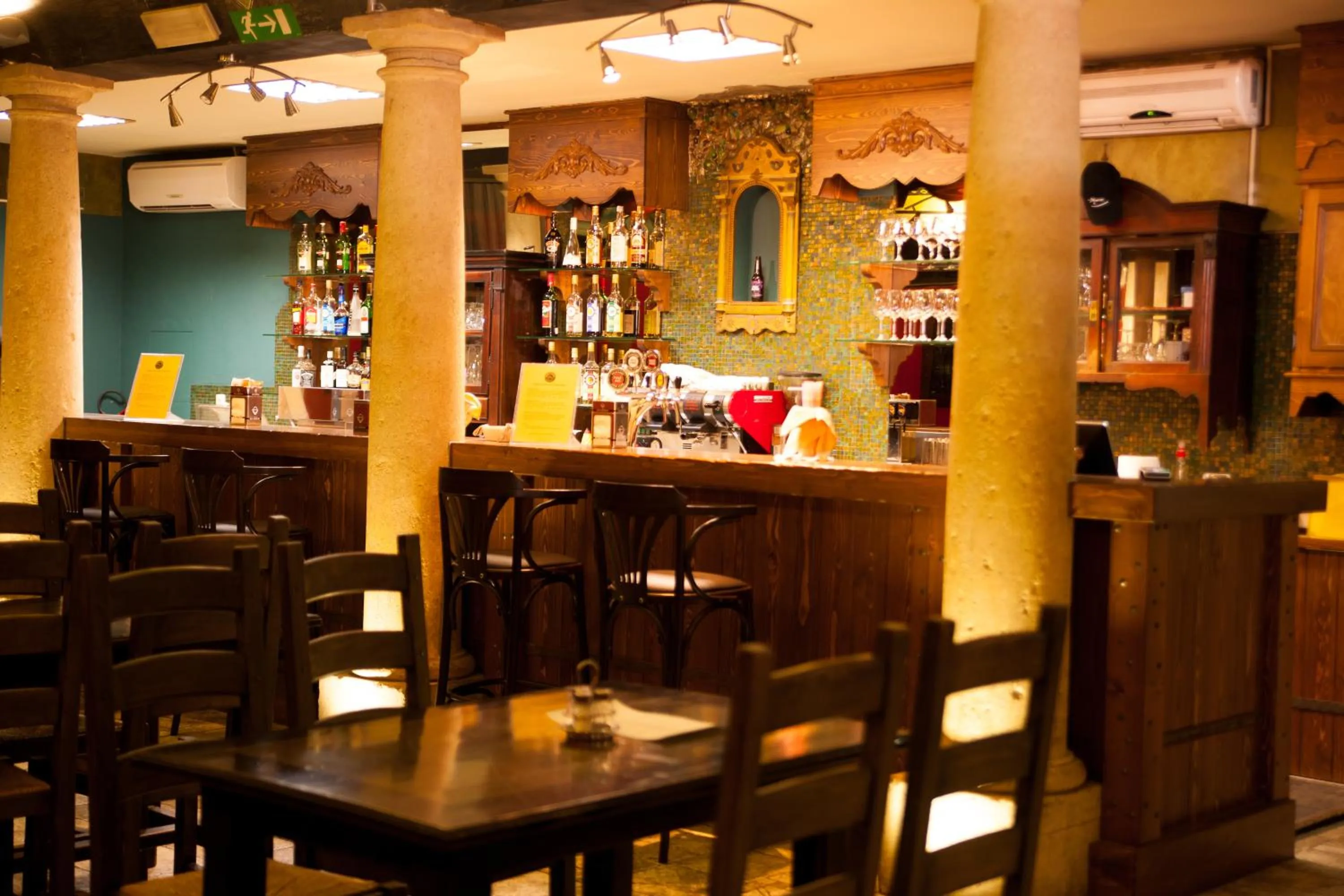 Restaurant/places to eat in Gold Club Hotel & Casino