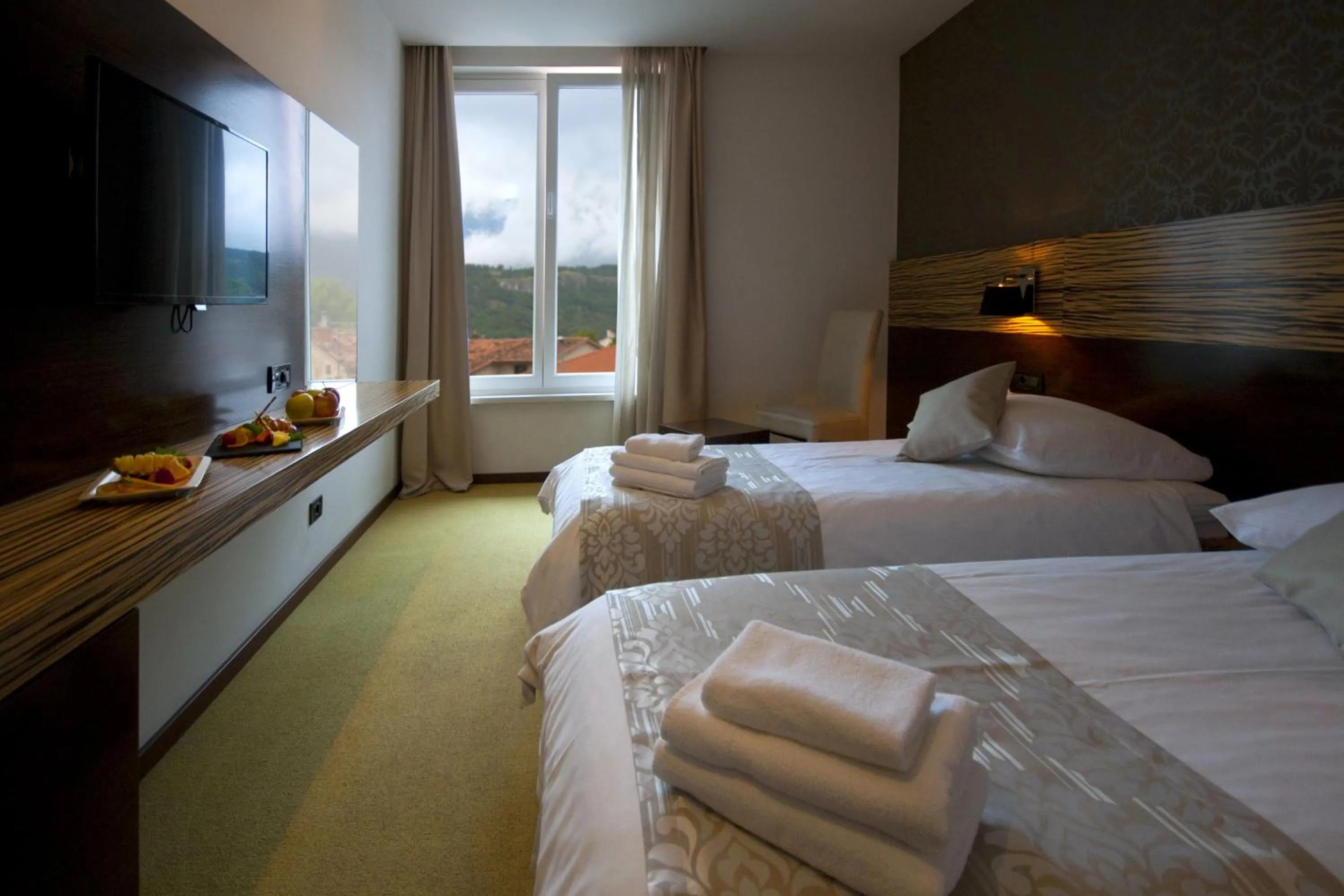 Photo of the whole room, Bed in Gold Club Hotel & Casino