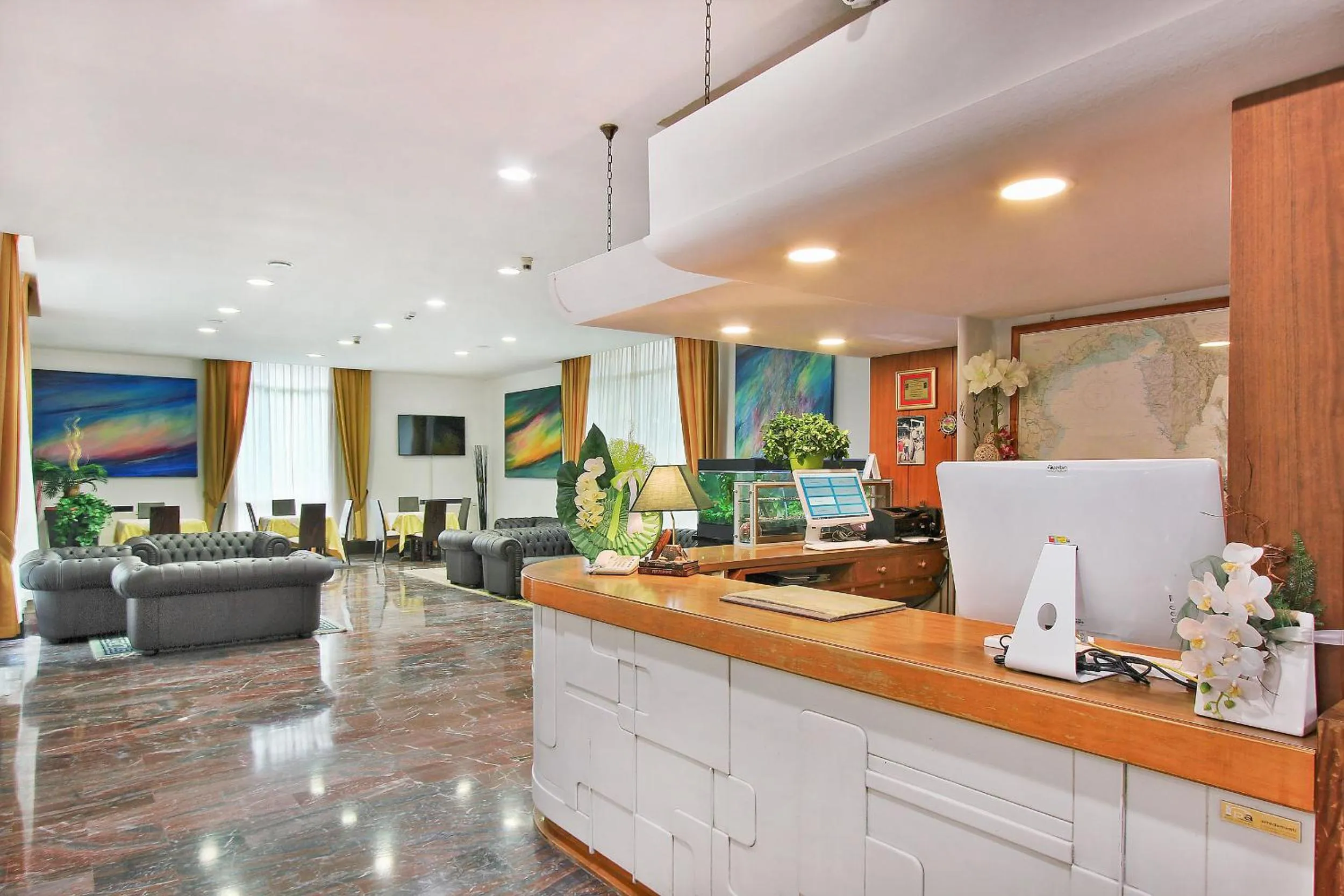 Lobby or reception in Hotel Meridianus