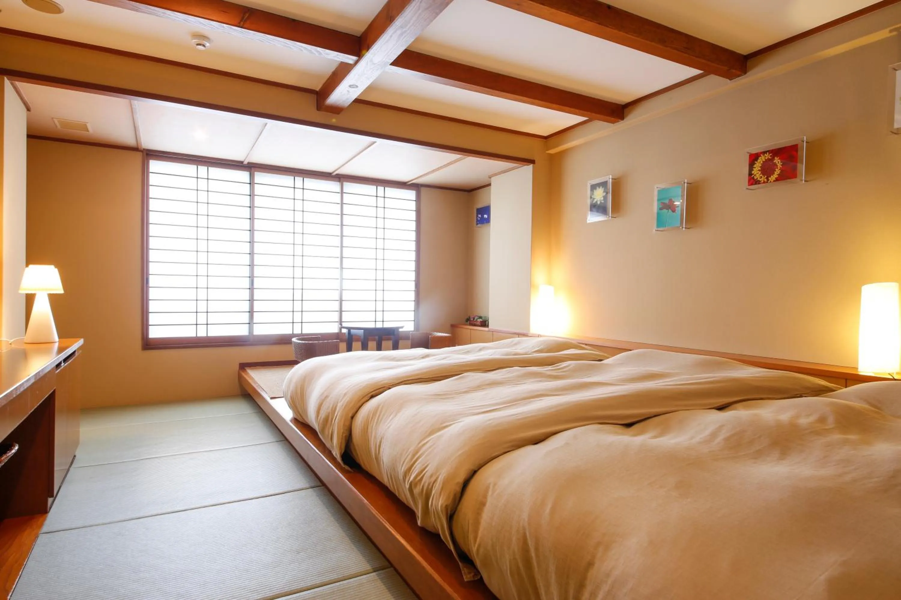 Bedroom, Bed in Yoshidaya Ryokan よしだや