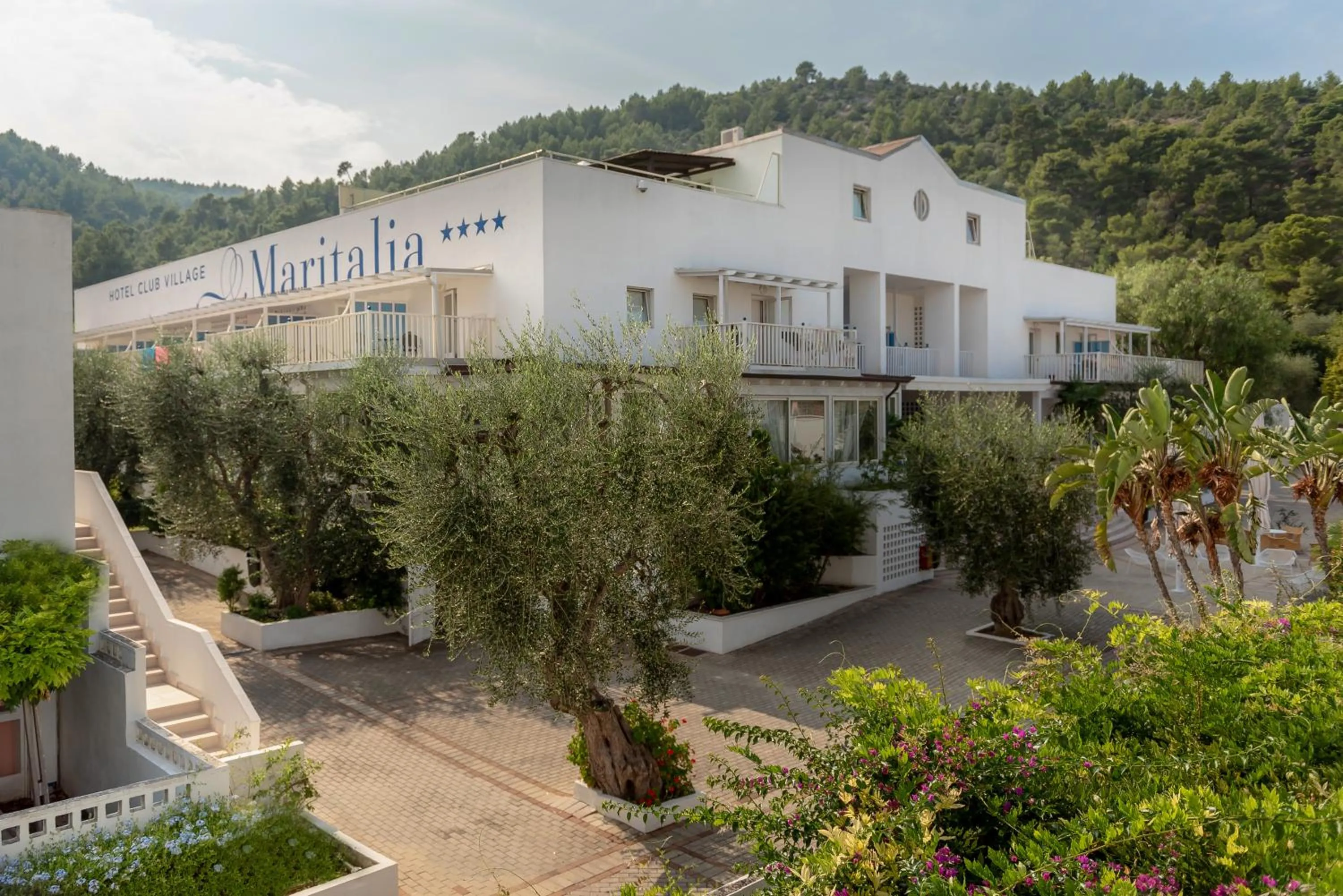 Facade/entrance in Hotel Club Village Maritalia