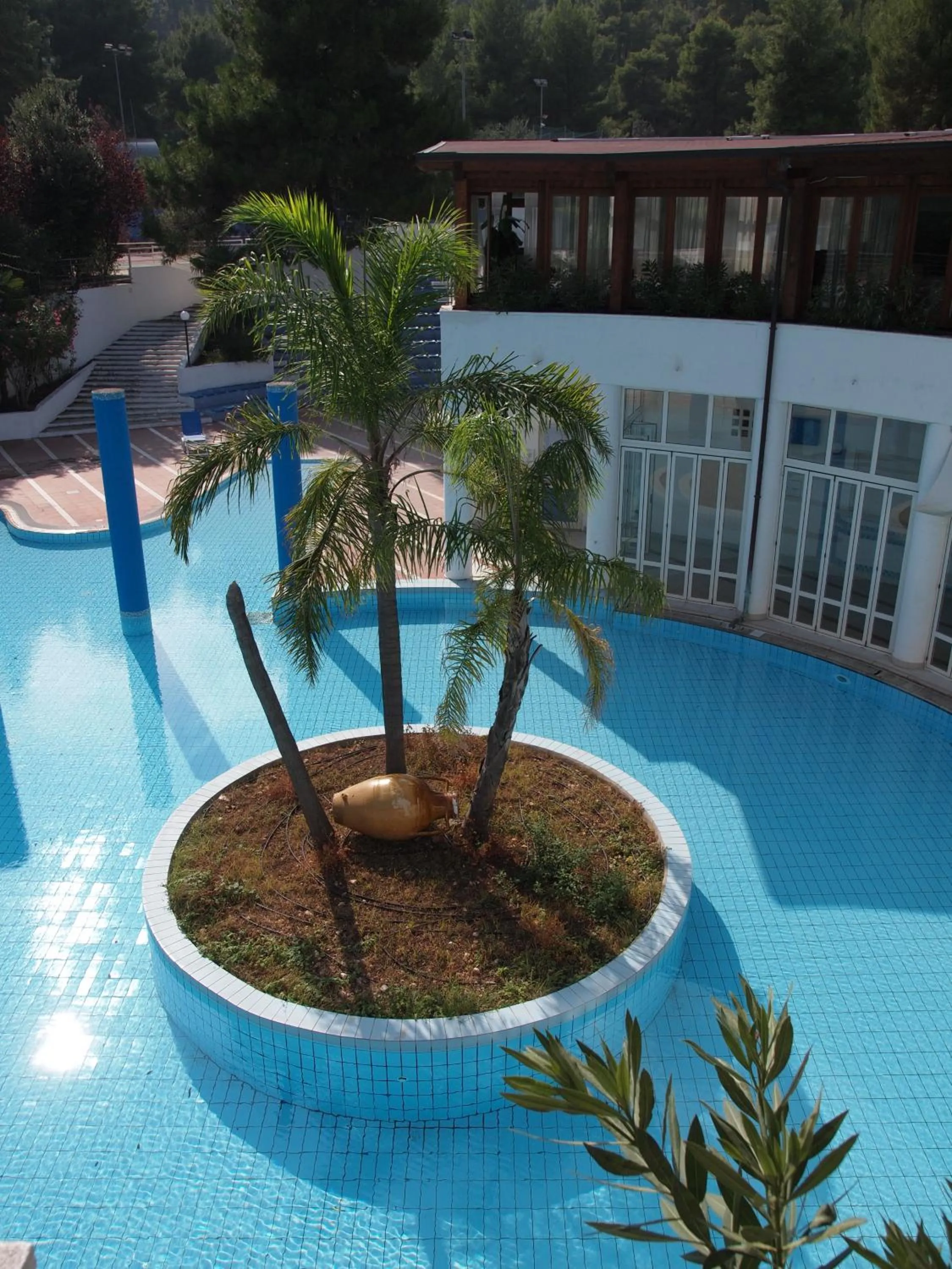 Pool view in Hotel Club Village Maritalia