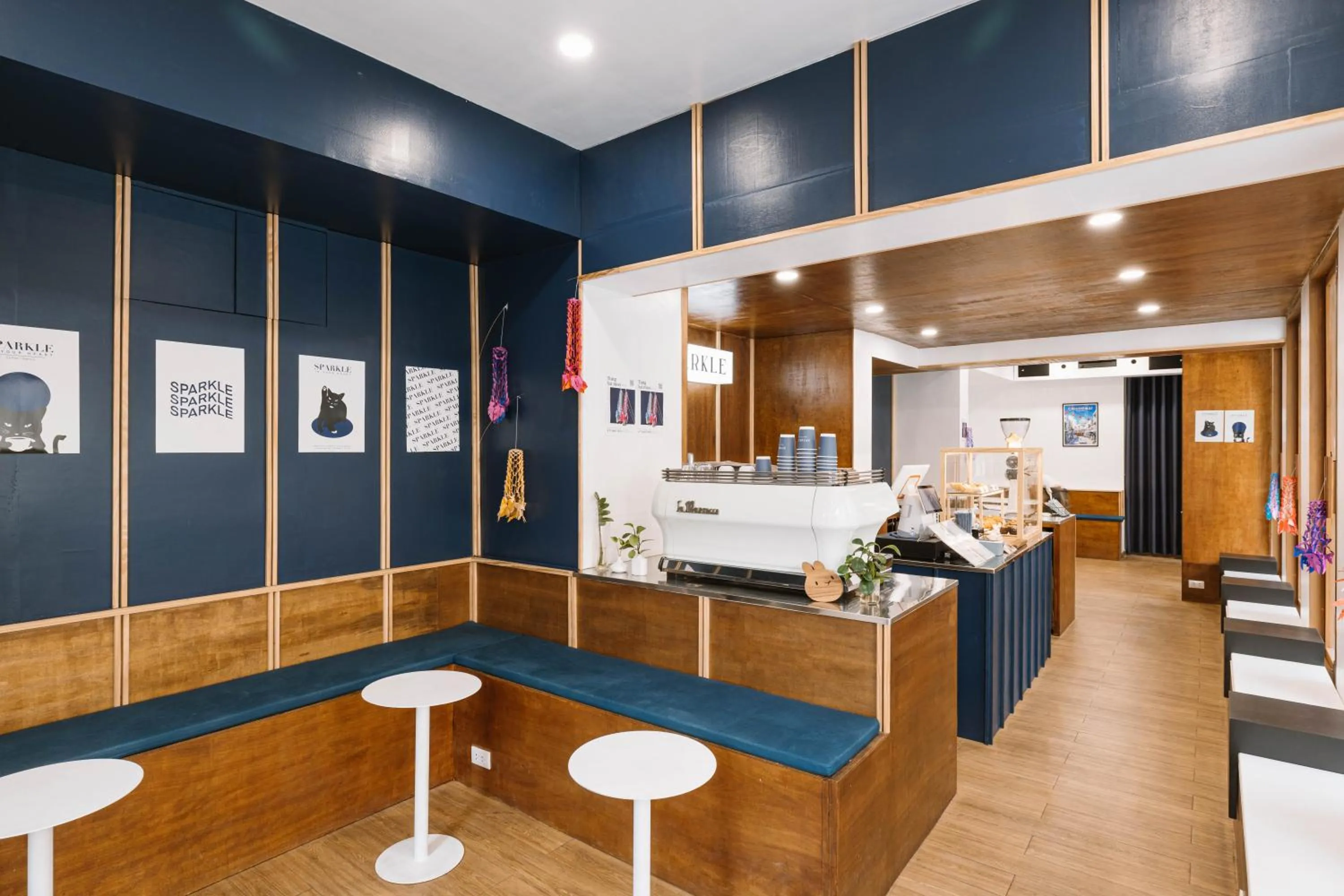 Restaurant/places to eat in Maplewood Hotel Chiangmai