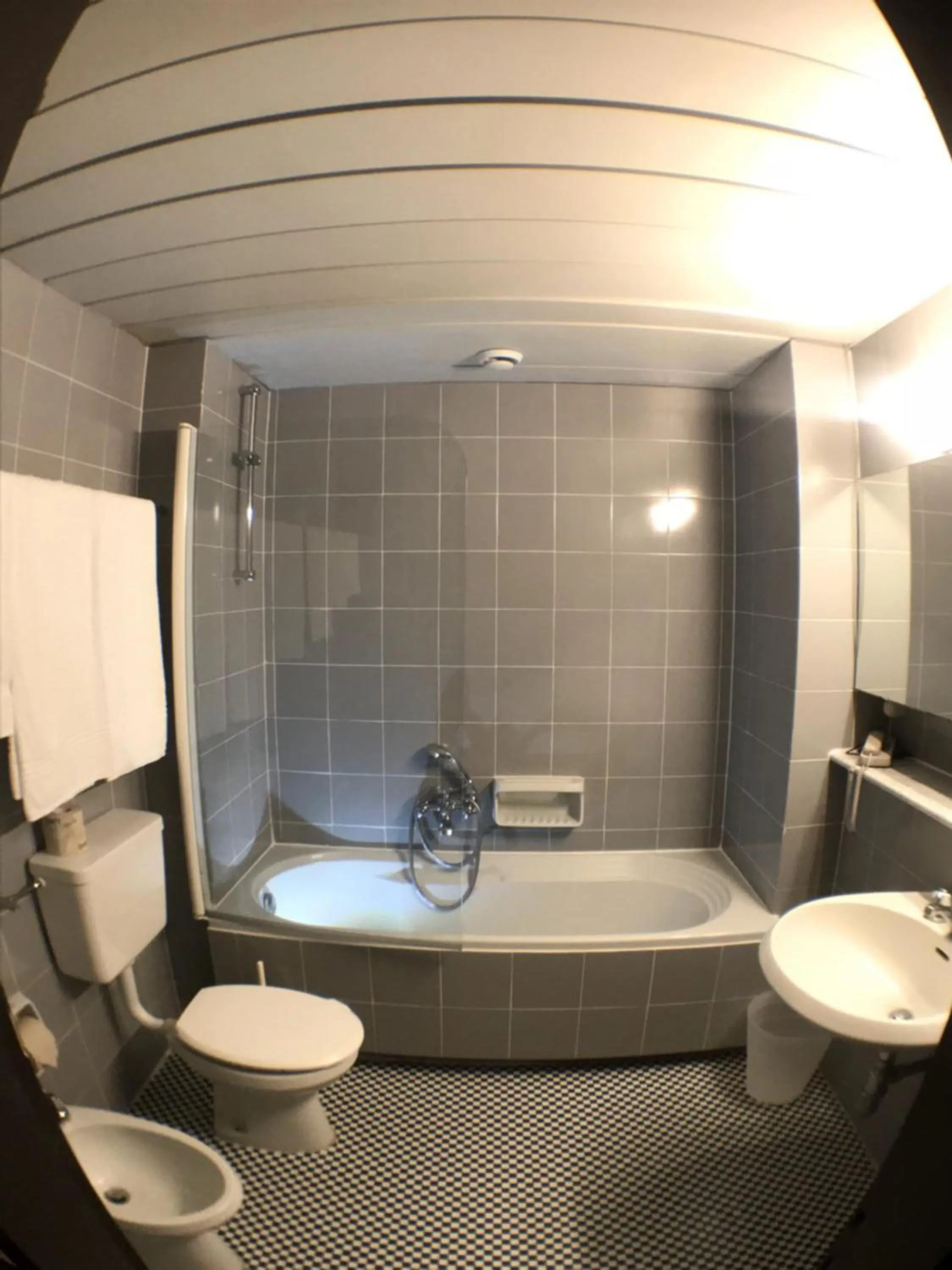 Shower in Locanda Dell'Angelo