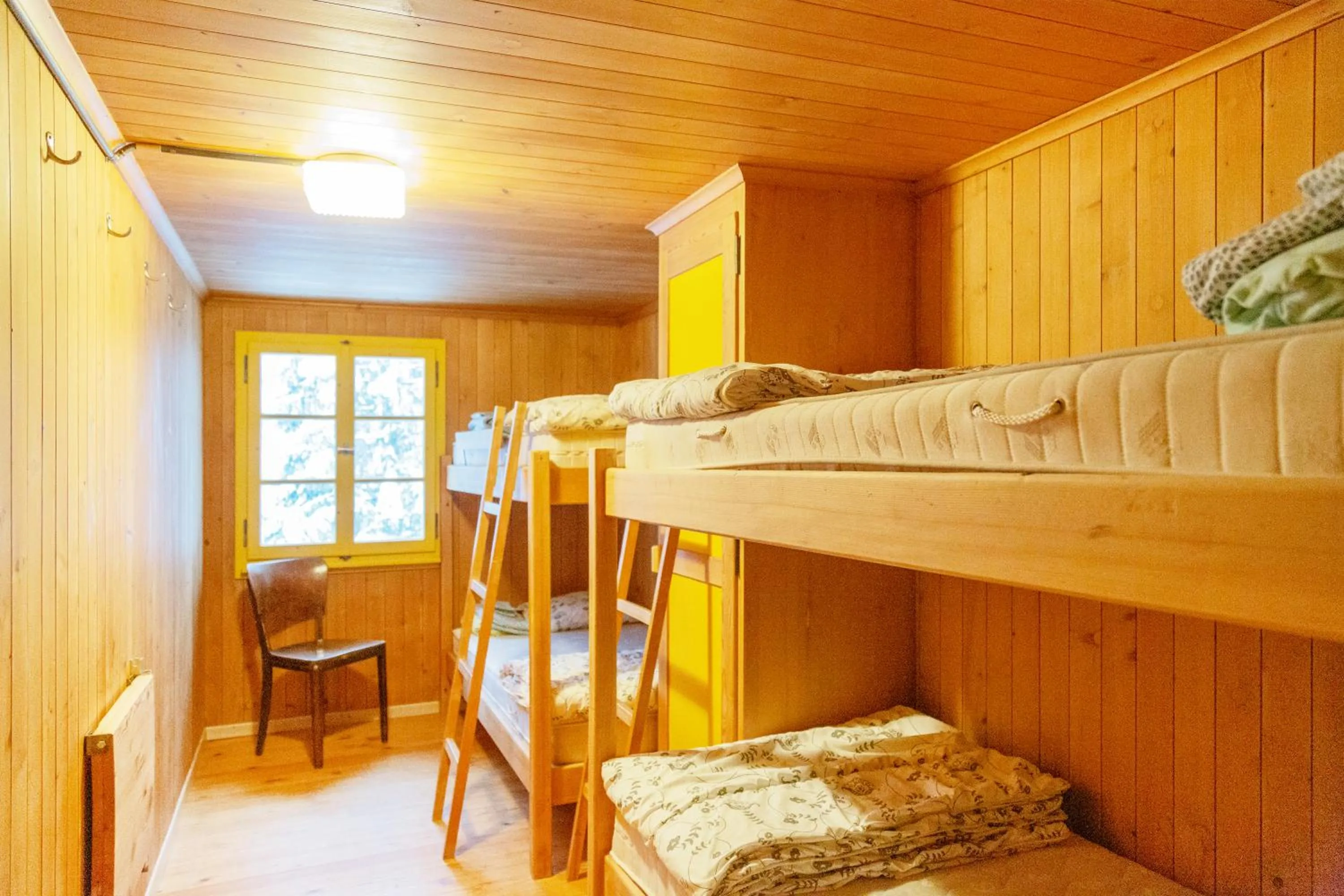 Bed in Kunst- und Naturfreundehaus Brünig