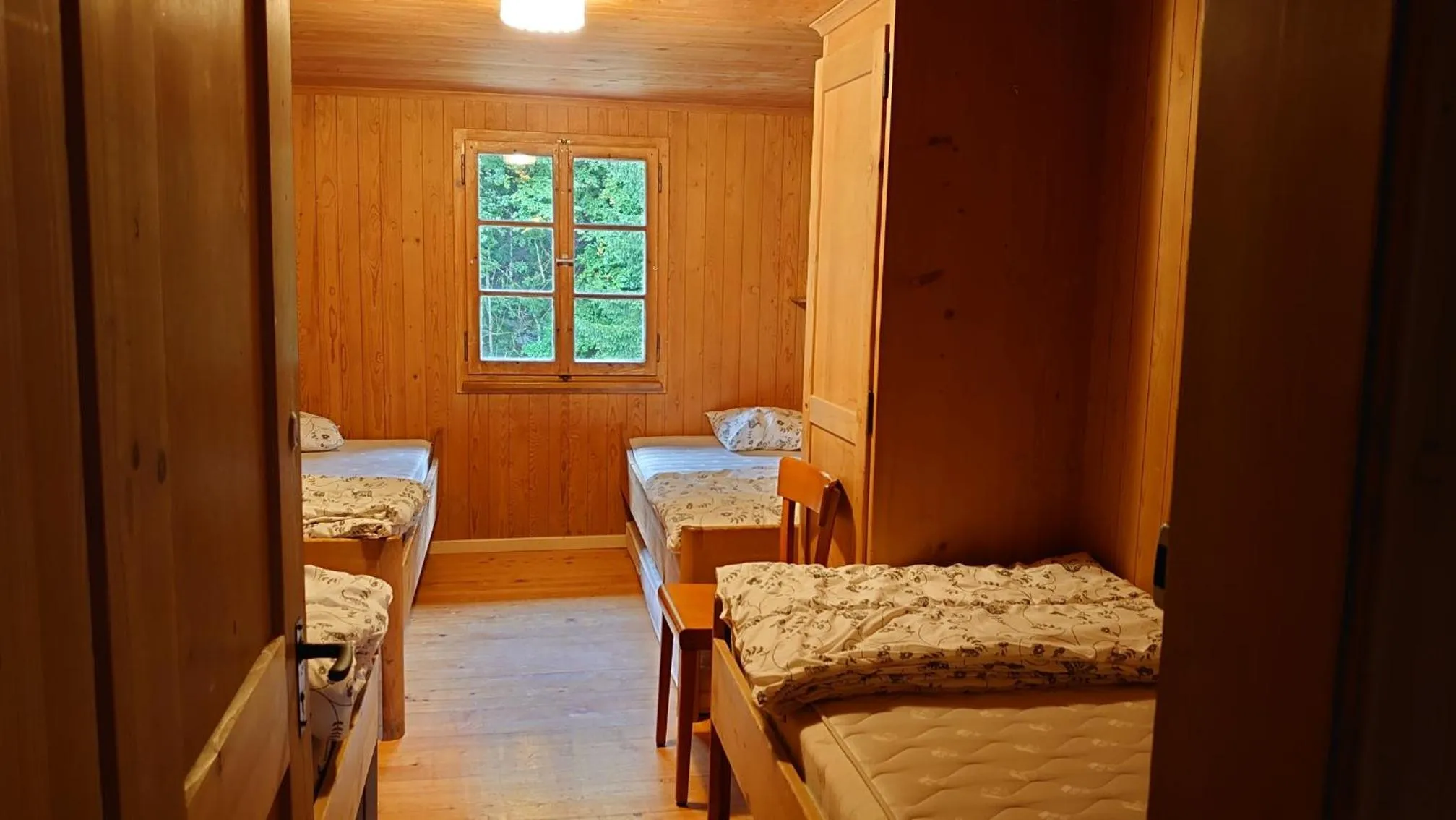 Bed in Kunst- und Naturfreundehaus Brünig