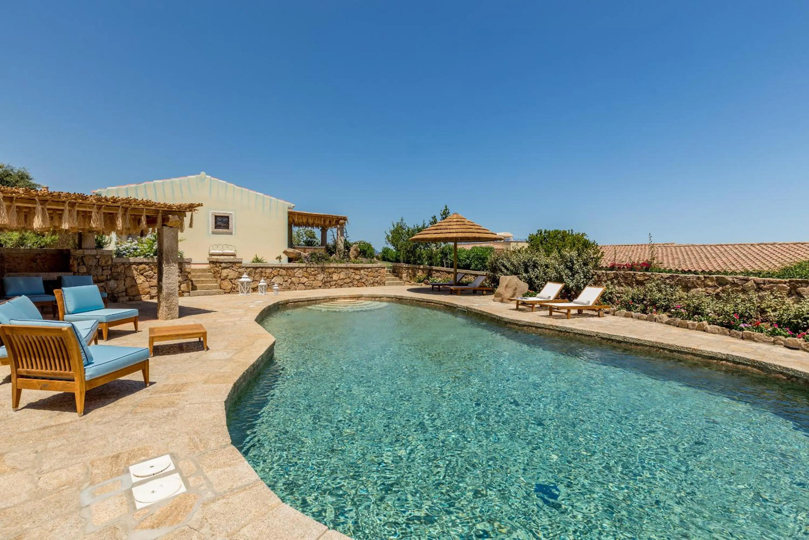Swimming pool in Hotel Costa Caddu