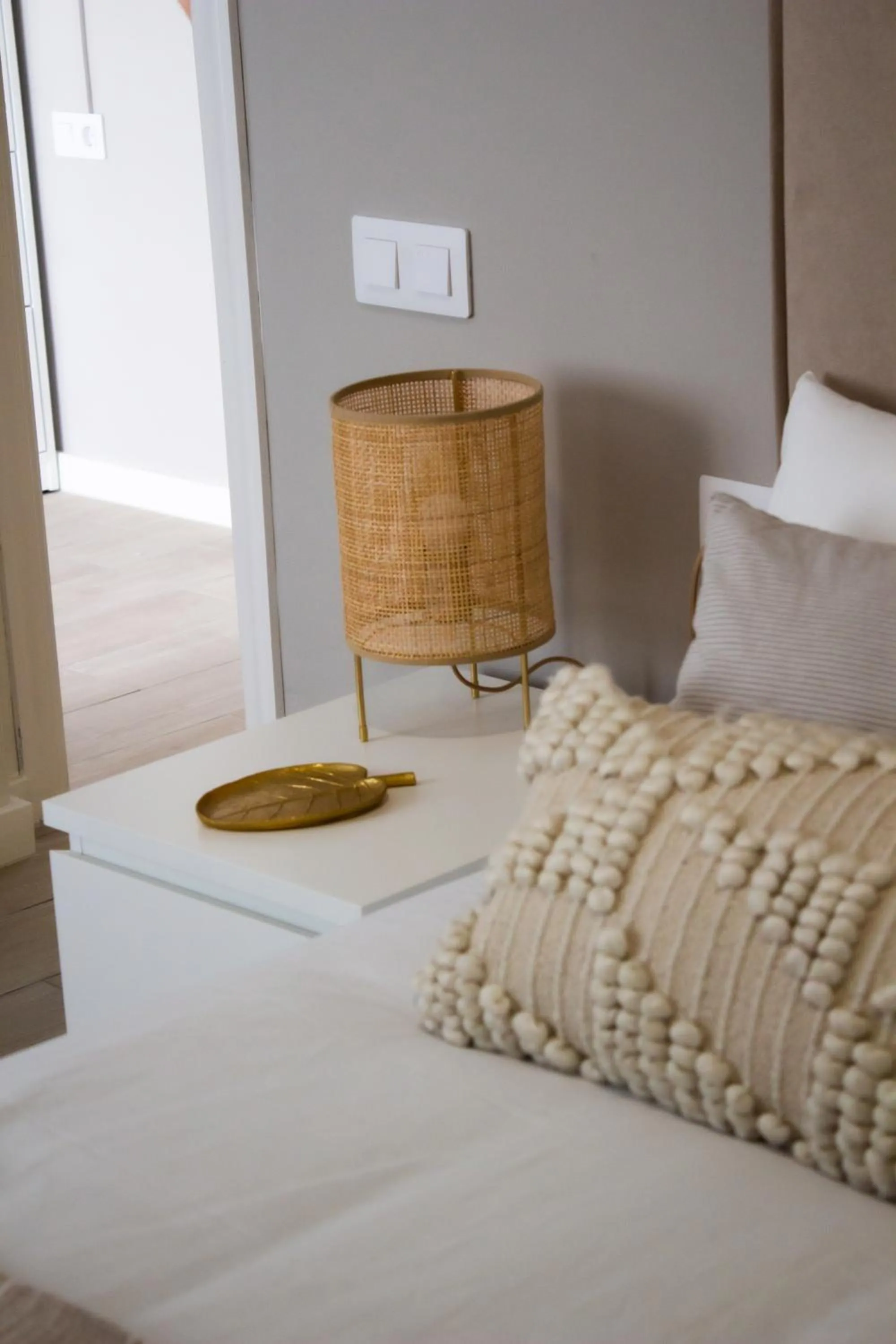 Bed in Club Apartments by Grupo Compostelana 5