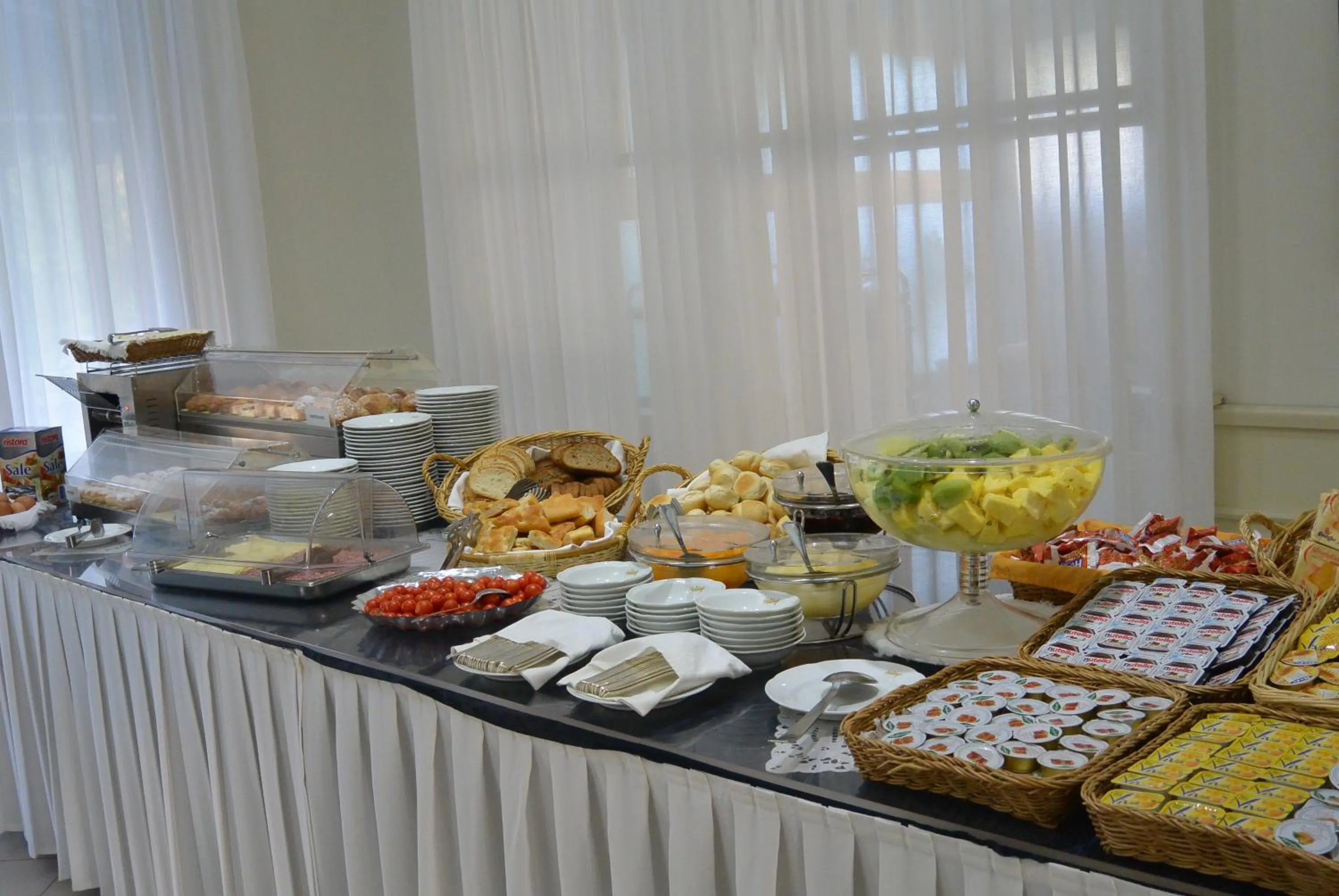 Food and drinks in Hotel Suisse