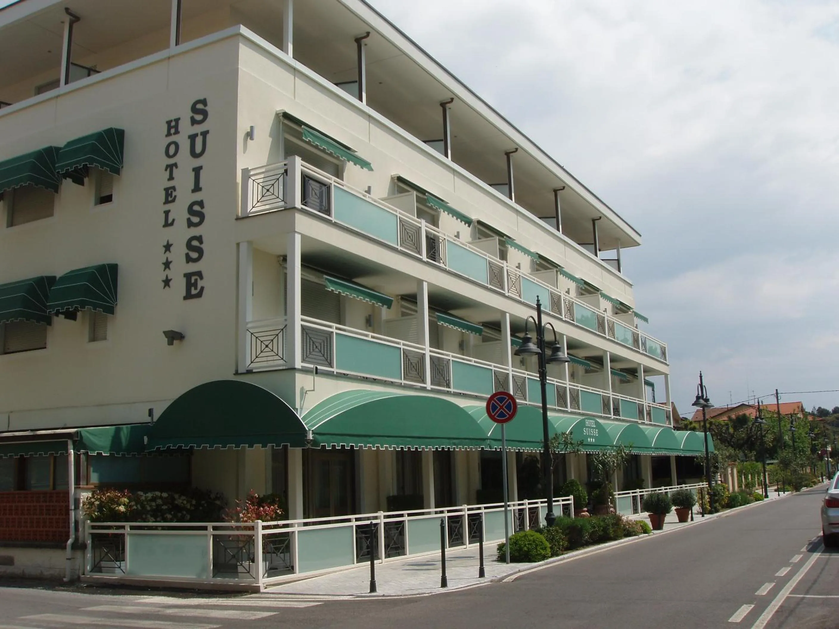 Facade/entrance in Hotel Suisse