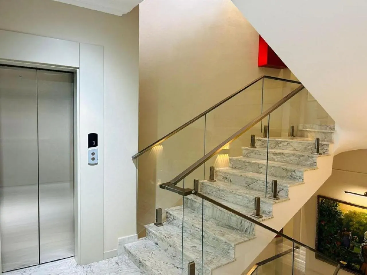 elevator in Parliament Hotel Baku