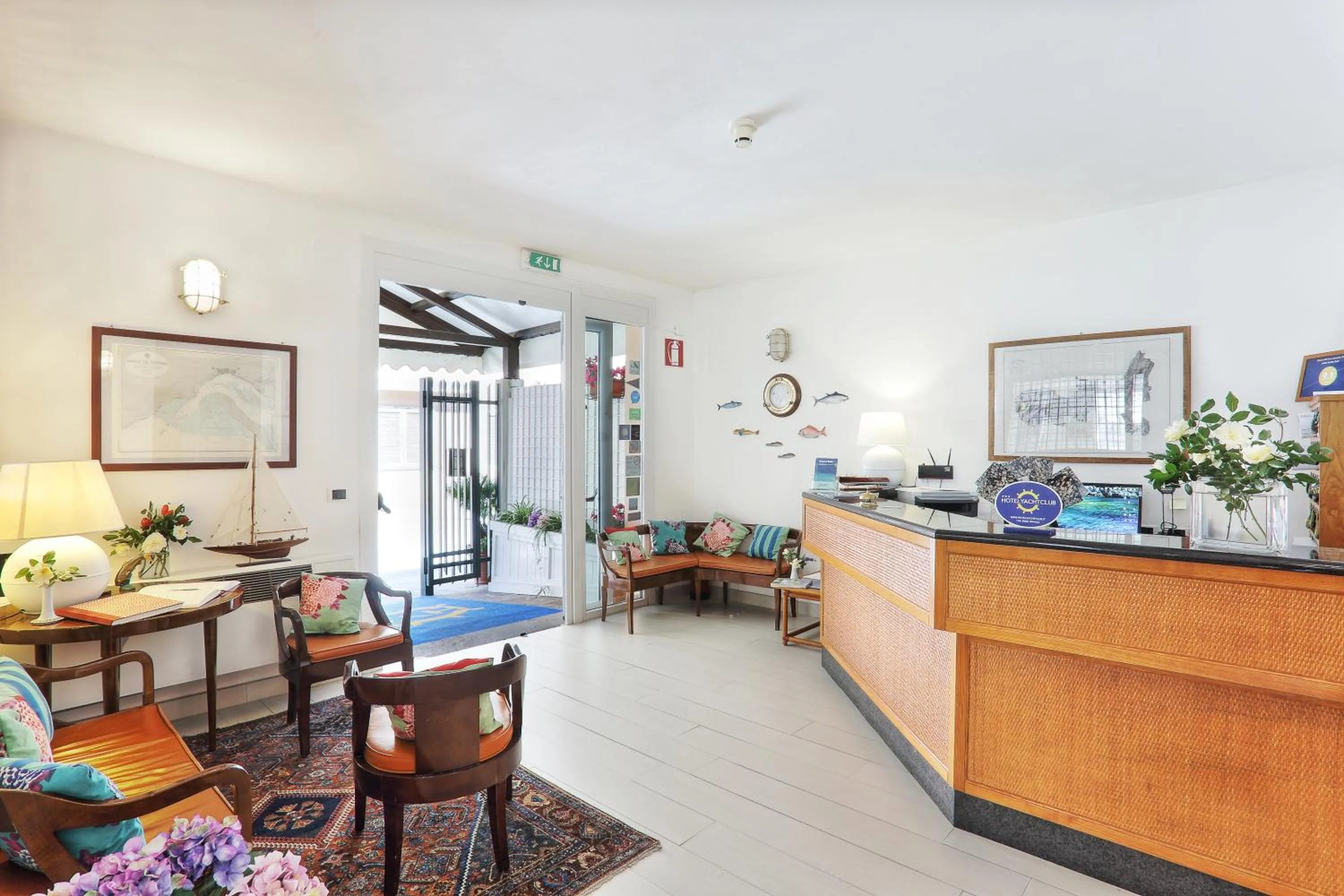 Kitchen or kitchenette in Hotel Yacht Club