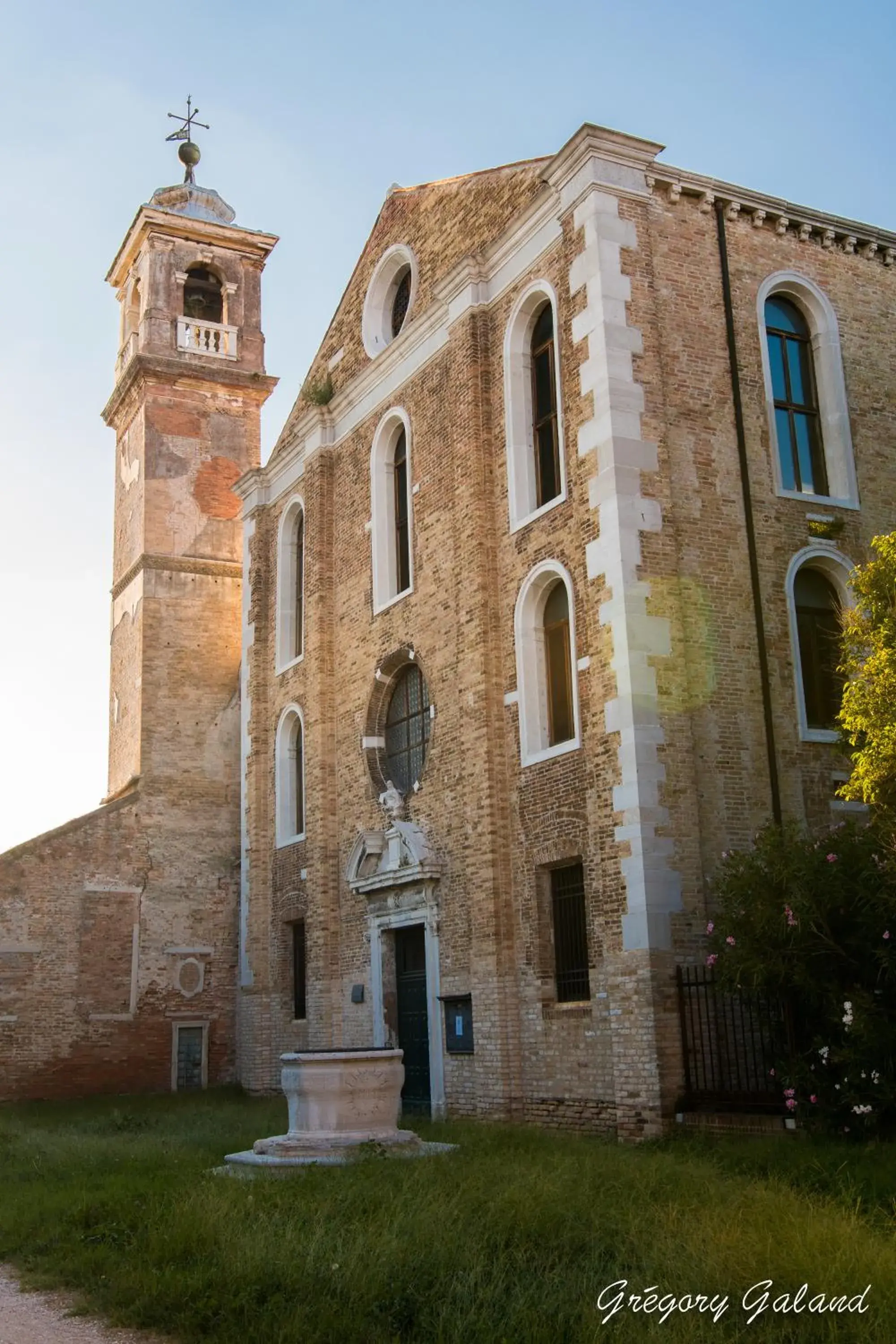 Property building in Al Soffiador Property building in Al Soffiador