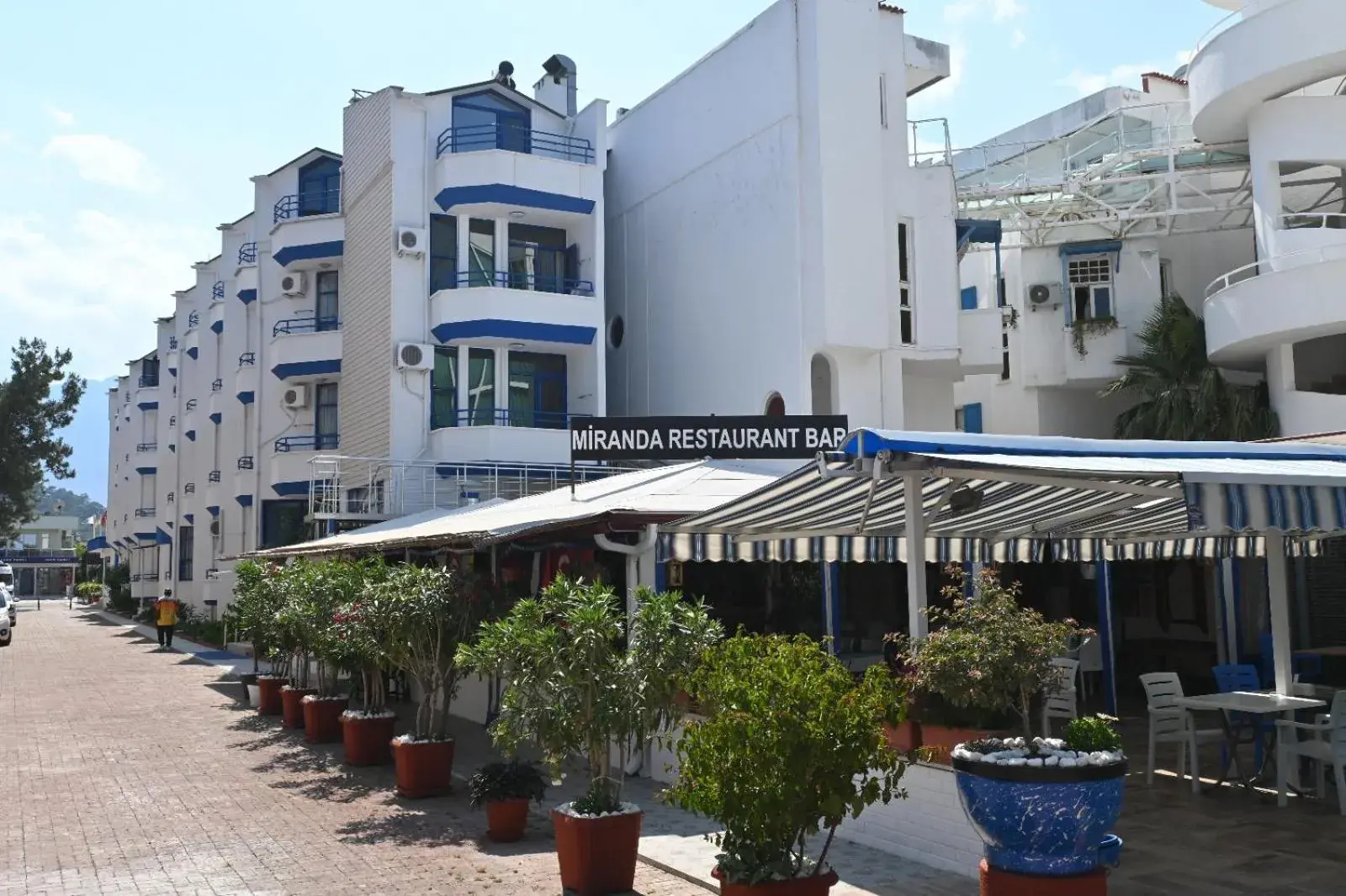 Property Building in Miranda Moral Beach