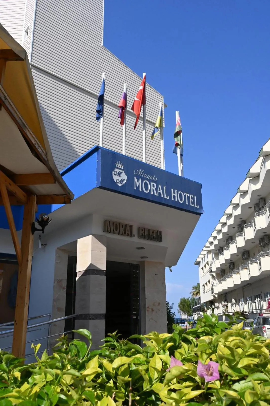 Property building in Miranda Moral Beach