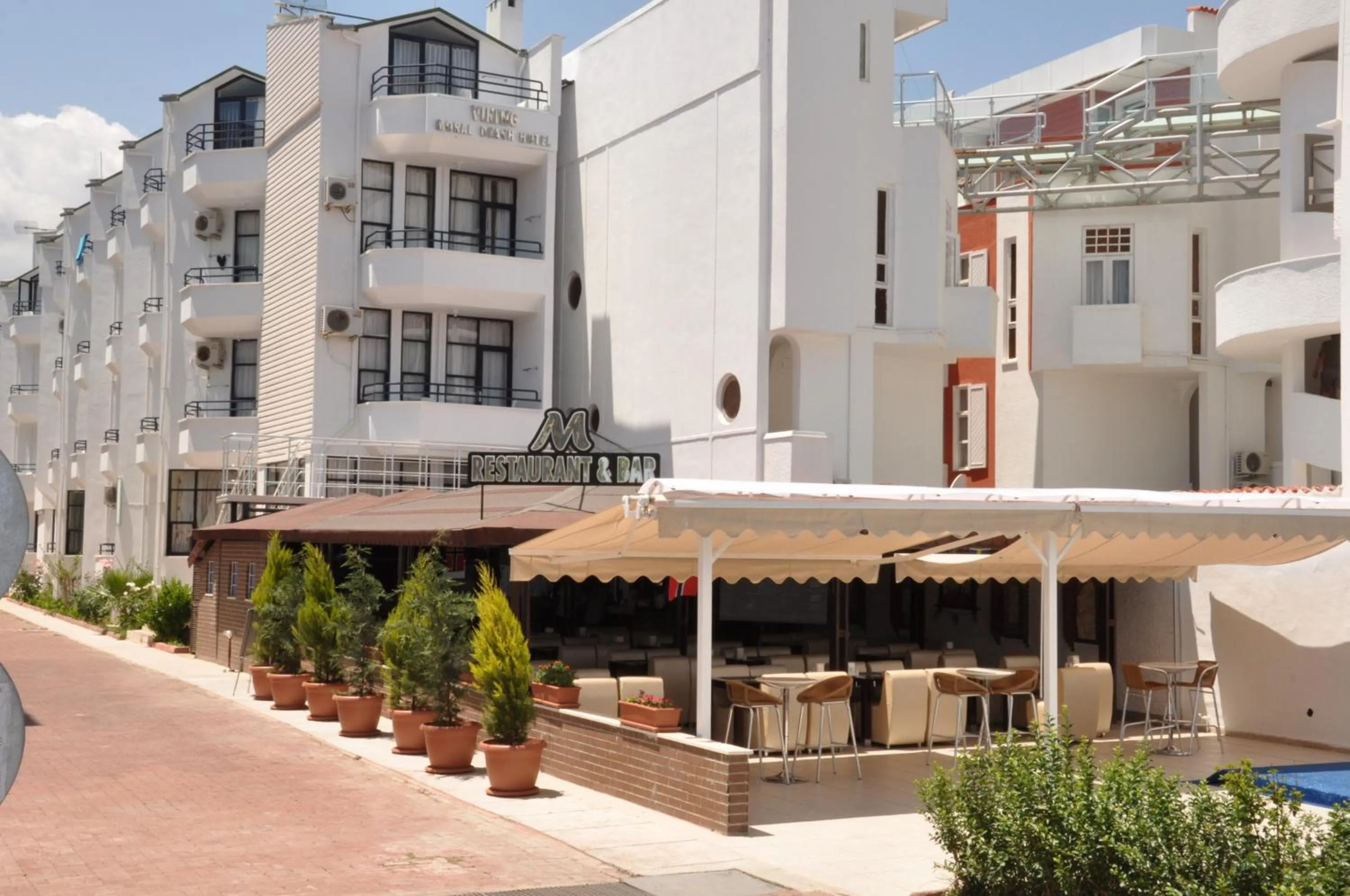 Property building in Miranda Moral Beach