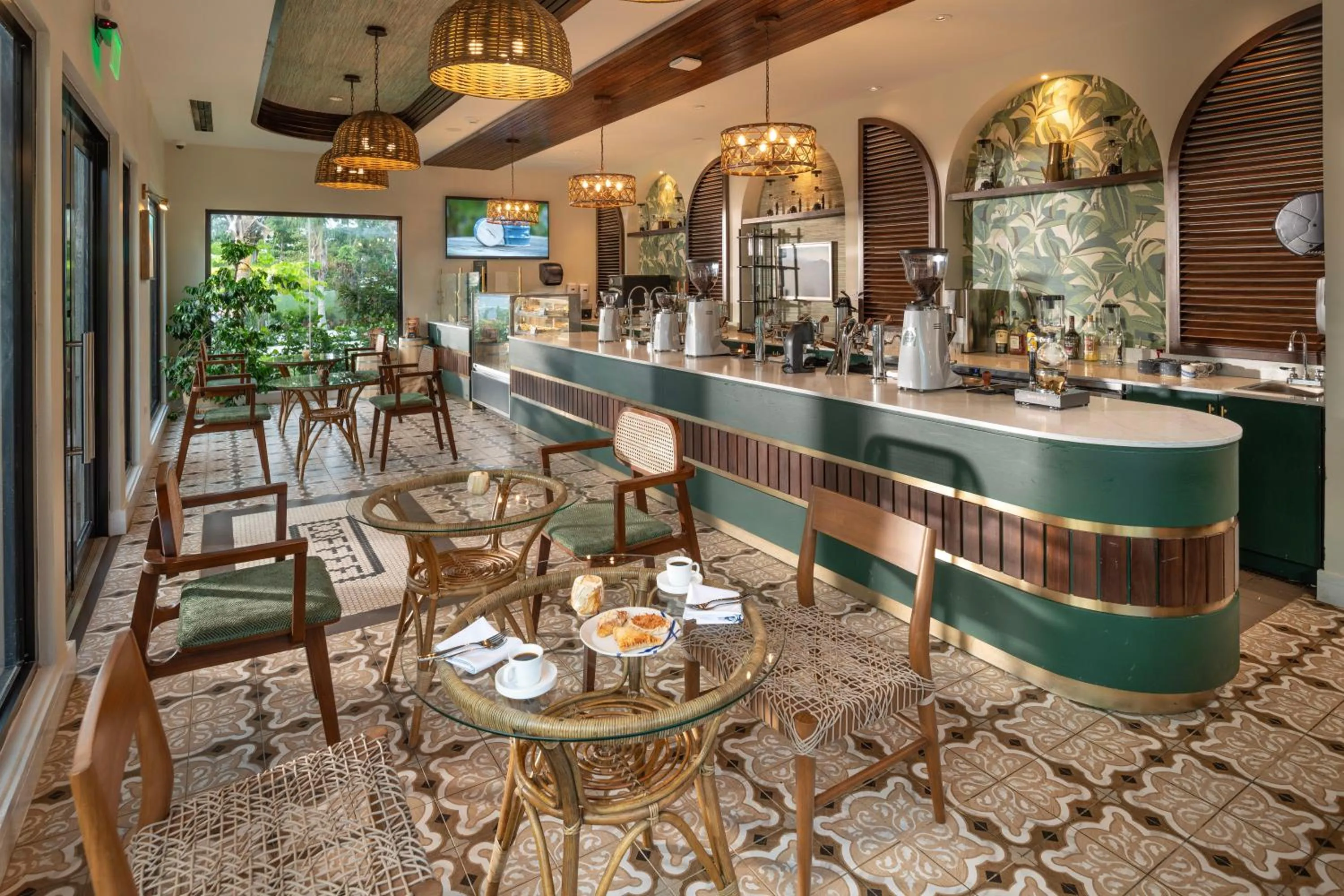 Lounge or bar in Sandals Dunns River All Inclusive Couples Only