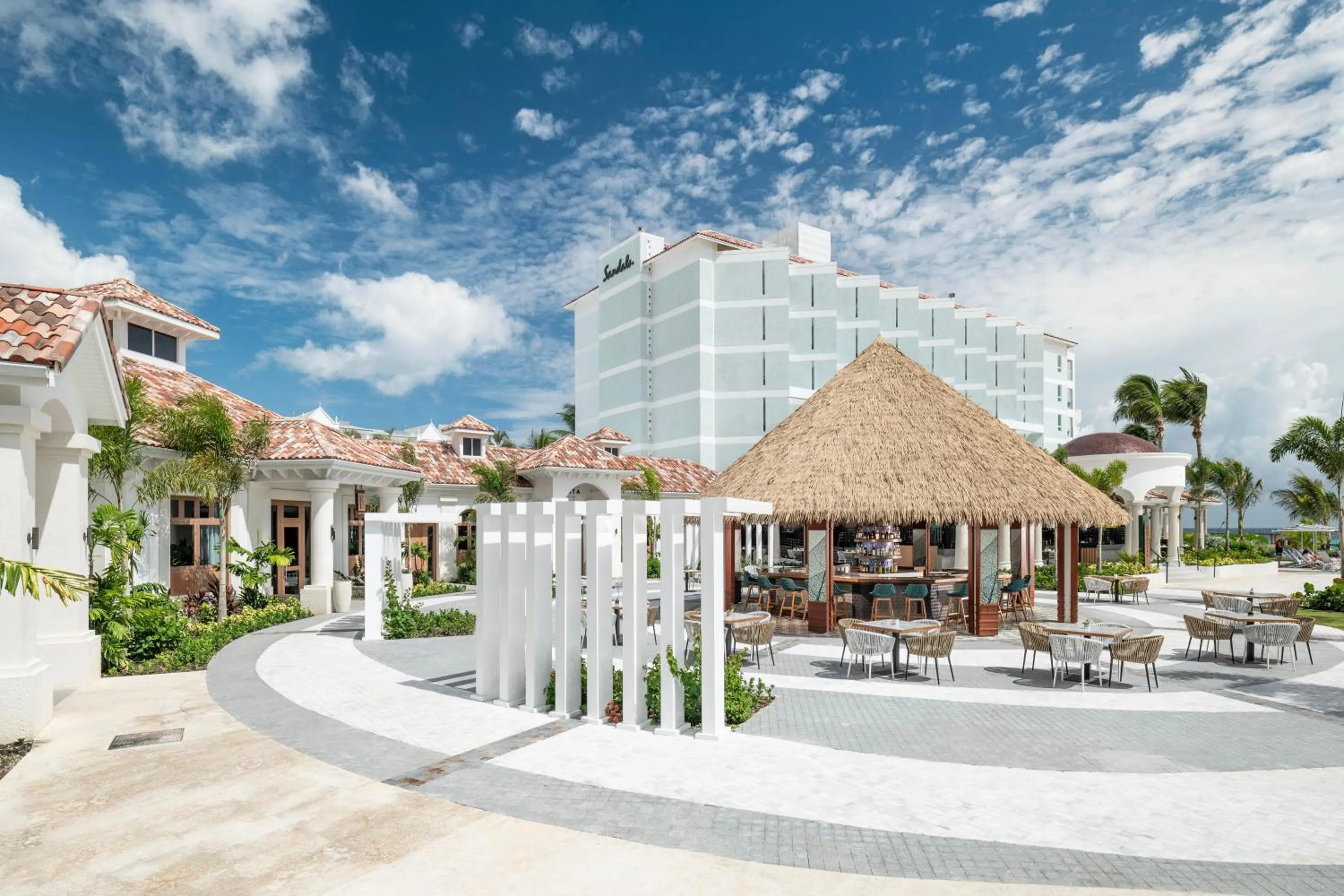 Lounge or bar in Sandals Dunns River All Inclusive Couples Only