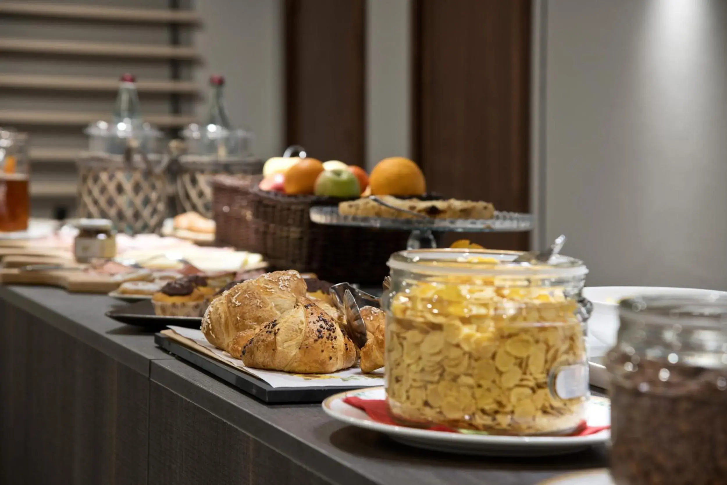 Food and drinks in Hotel Bareta Food and drinks in Hotel Bareta