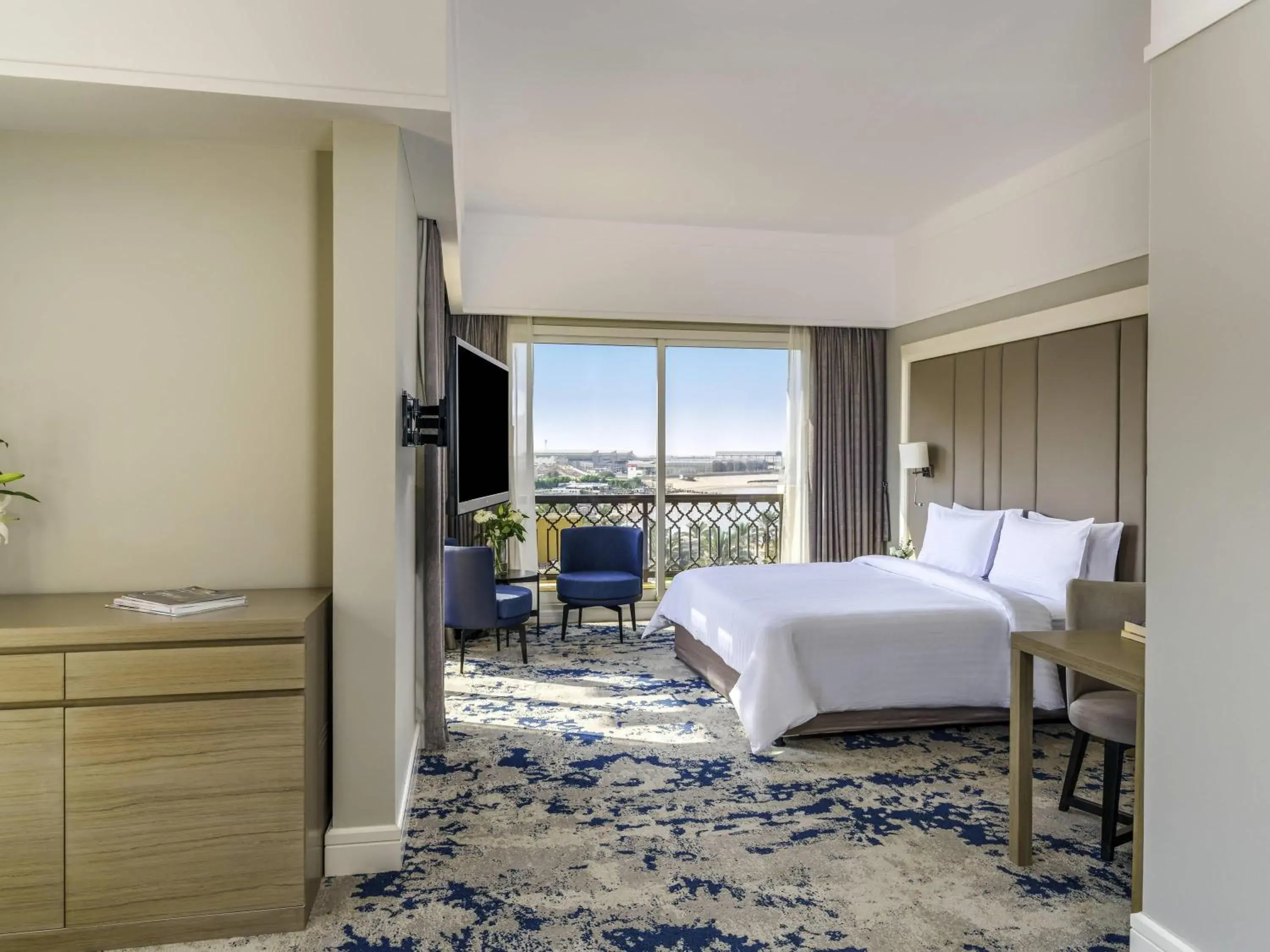 Bedroom, Bed in Rixos Bab Al Bahr - Ultra All Inclusive Bedroom, Bed in Rixos Bab Al Bahr - Ultra All Inclusive