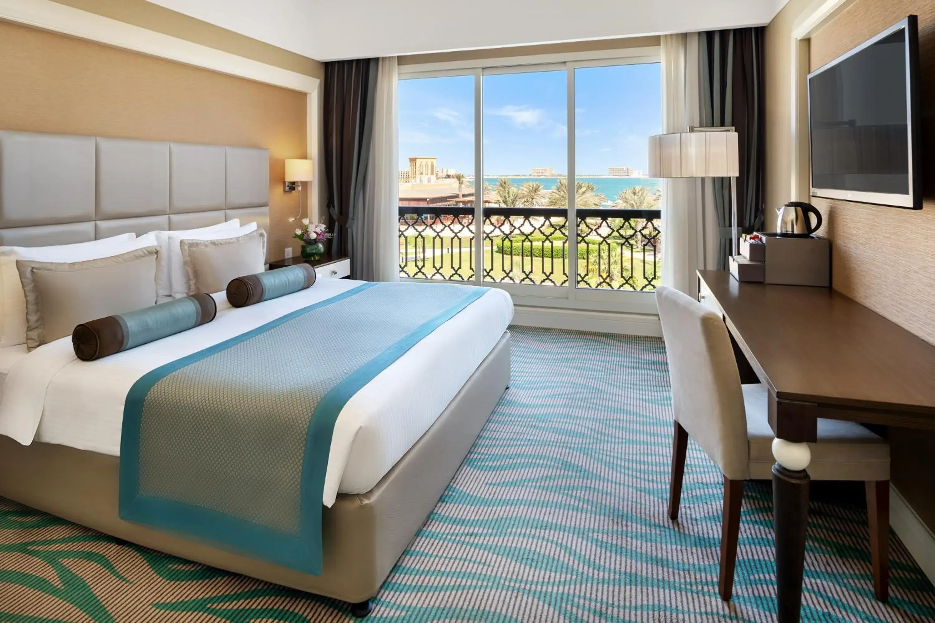 Sea view, Bed in Rixos Bab Al Bahr - Ultra All Inclusive Sea view, Bed in Rixos Bab Al Bahr - Ultra All Inclusive