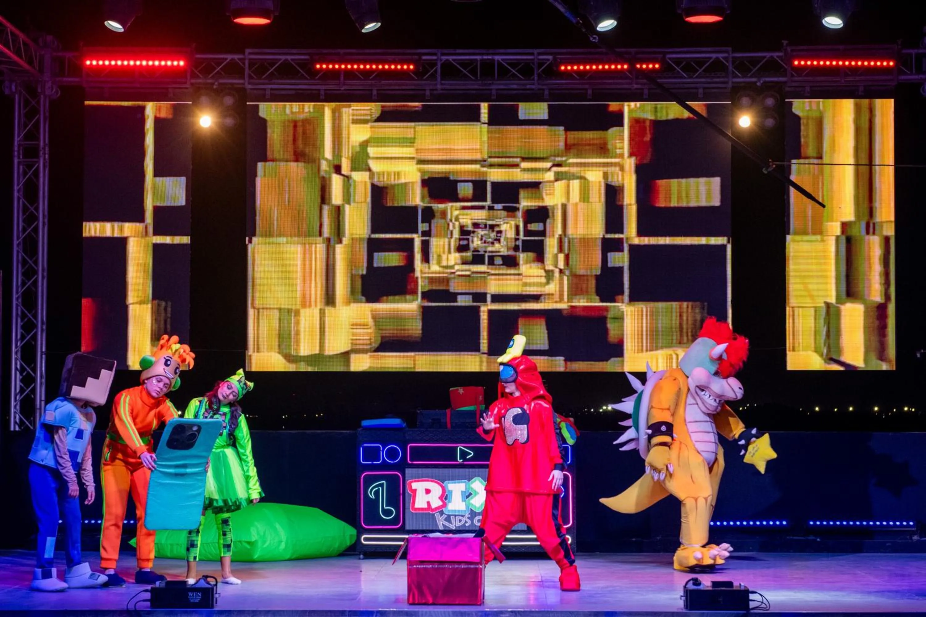 Evening entertainment in Rixos Bab Al Bahr - Ultra All Inclusive