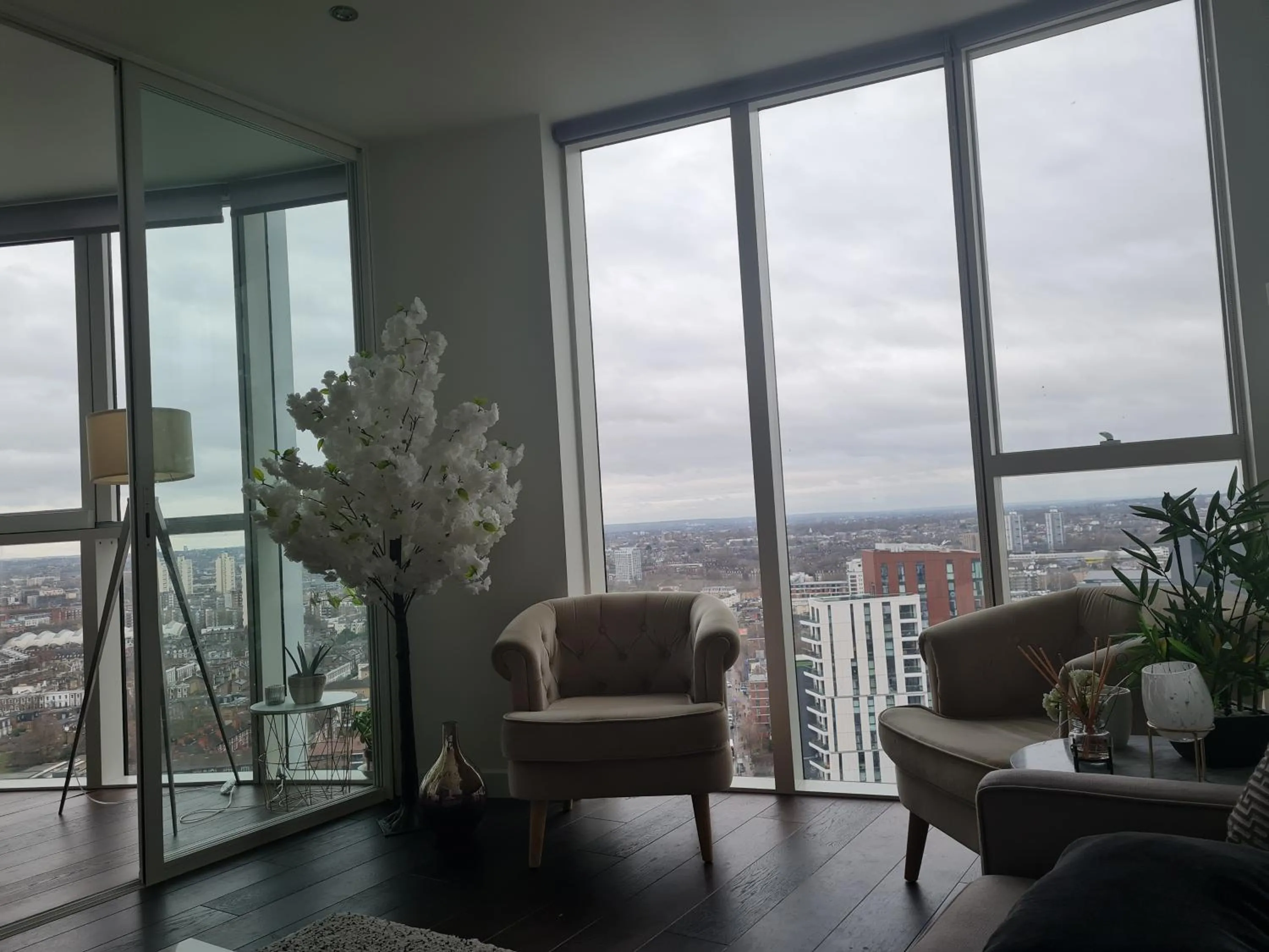 Kitchen or kitchenette in luxurious 2 bed apartment central London