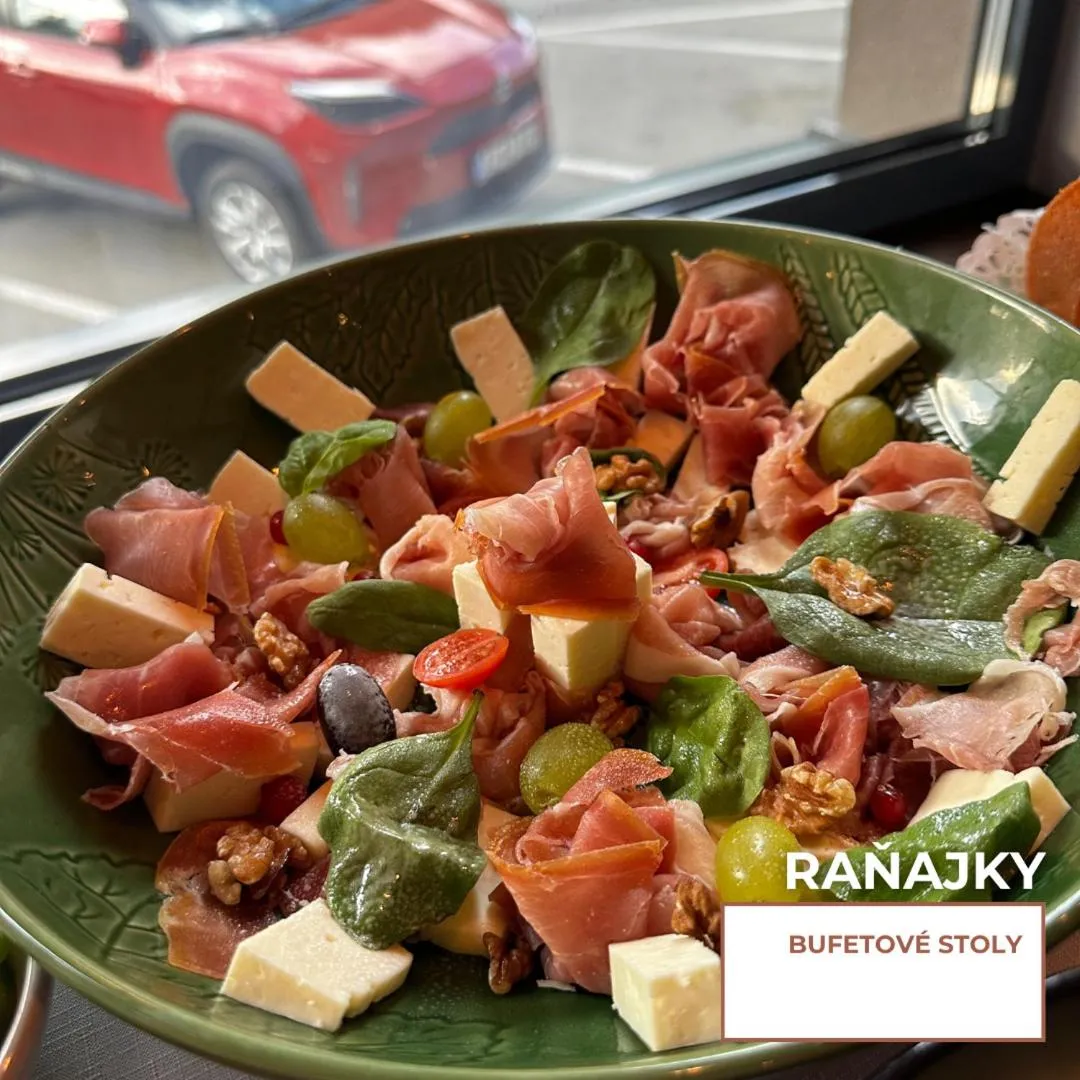 Food and drinks in HOTEL EUROPA