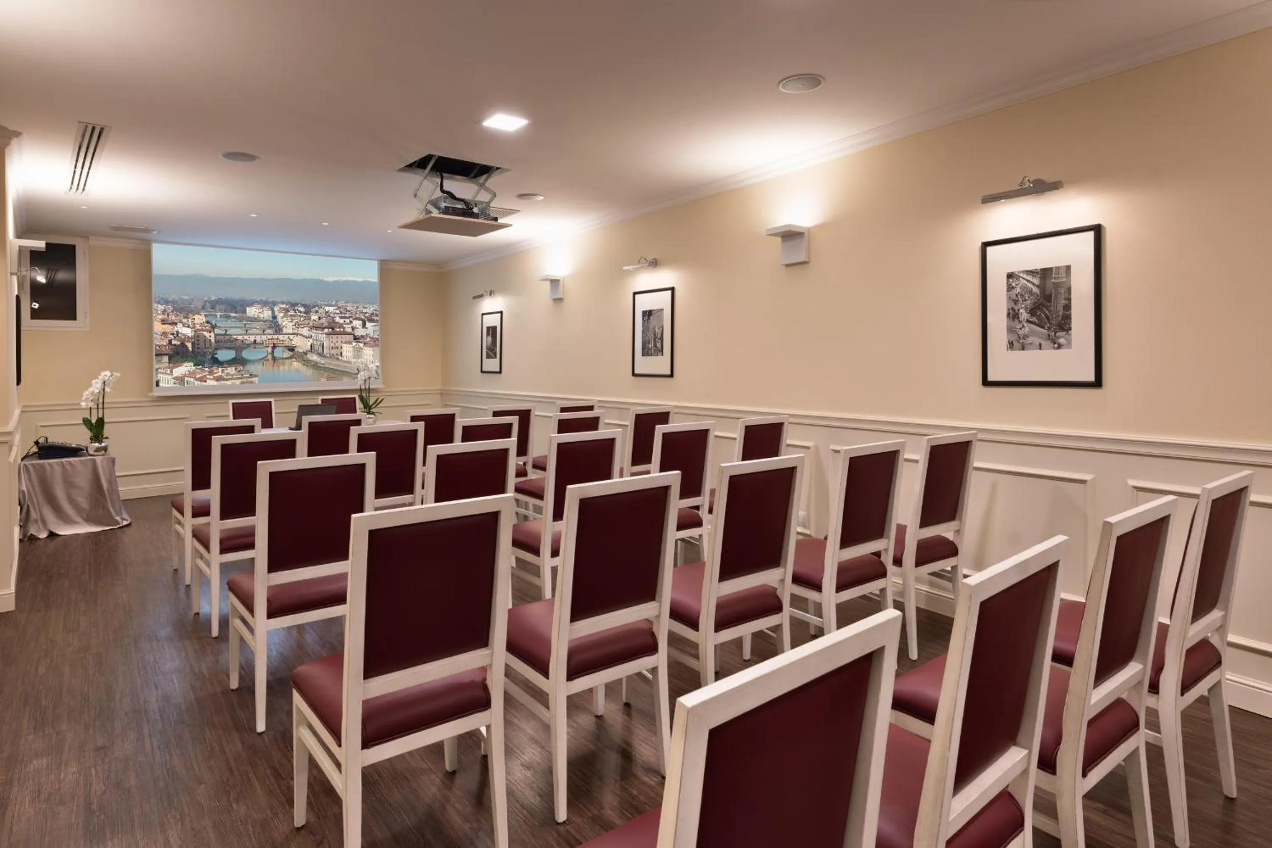 Property building in Hotel Executive