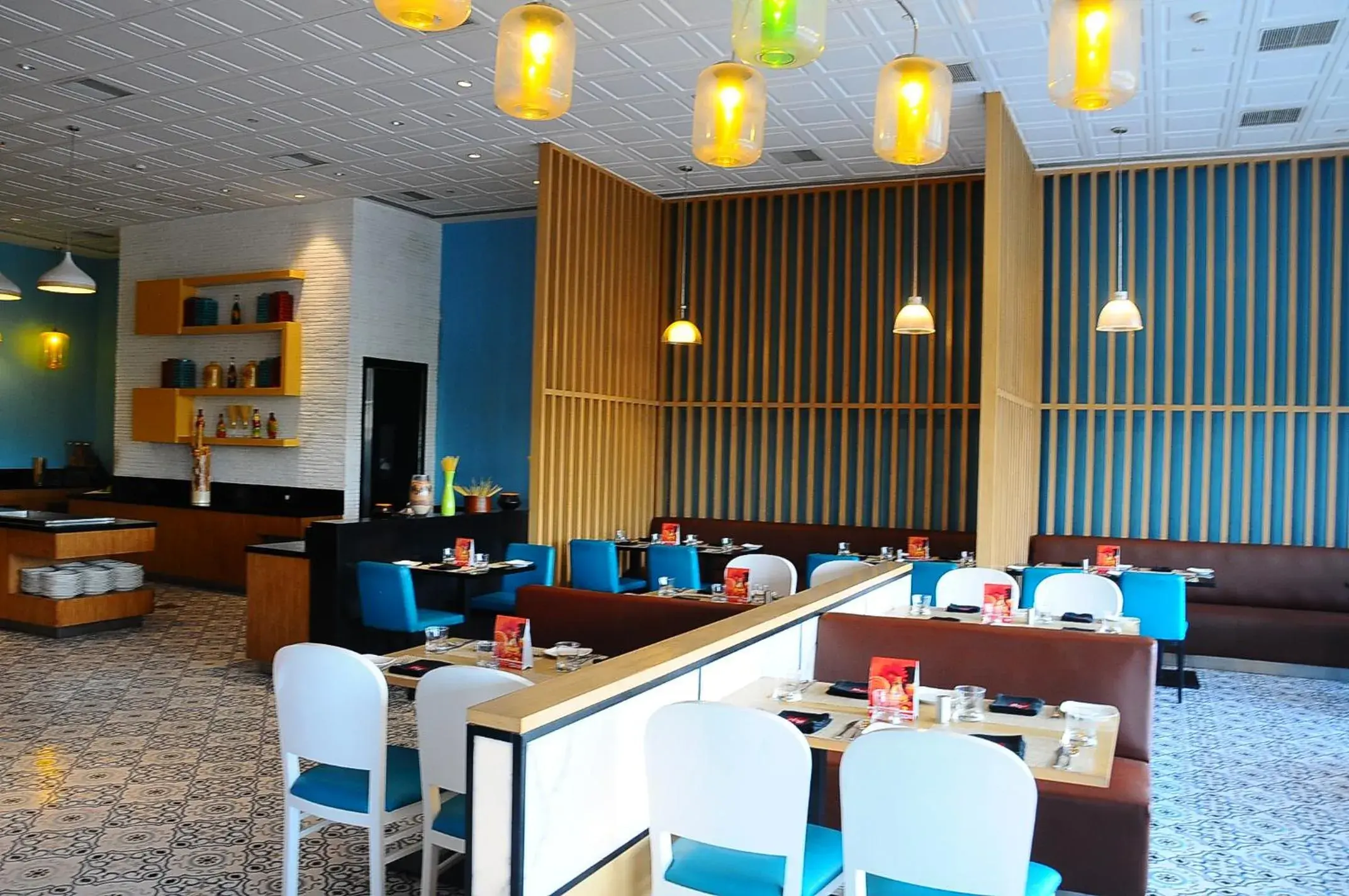 Restaurant/places to eat in Park Inn By Radisson Gurgaon Bilaspur