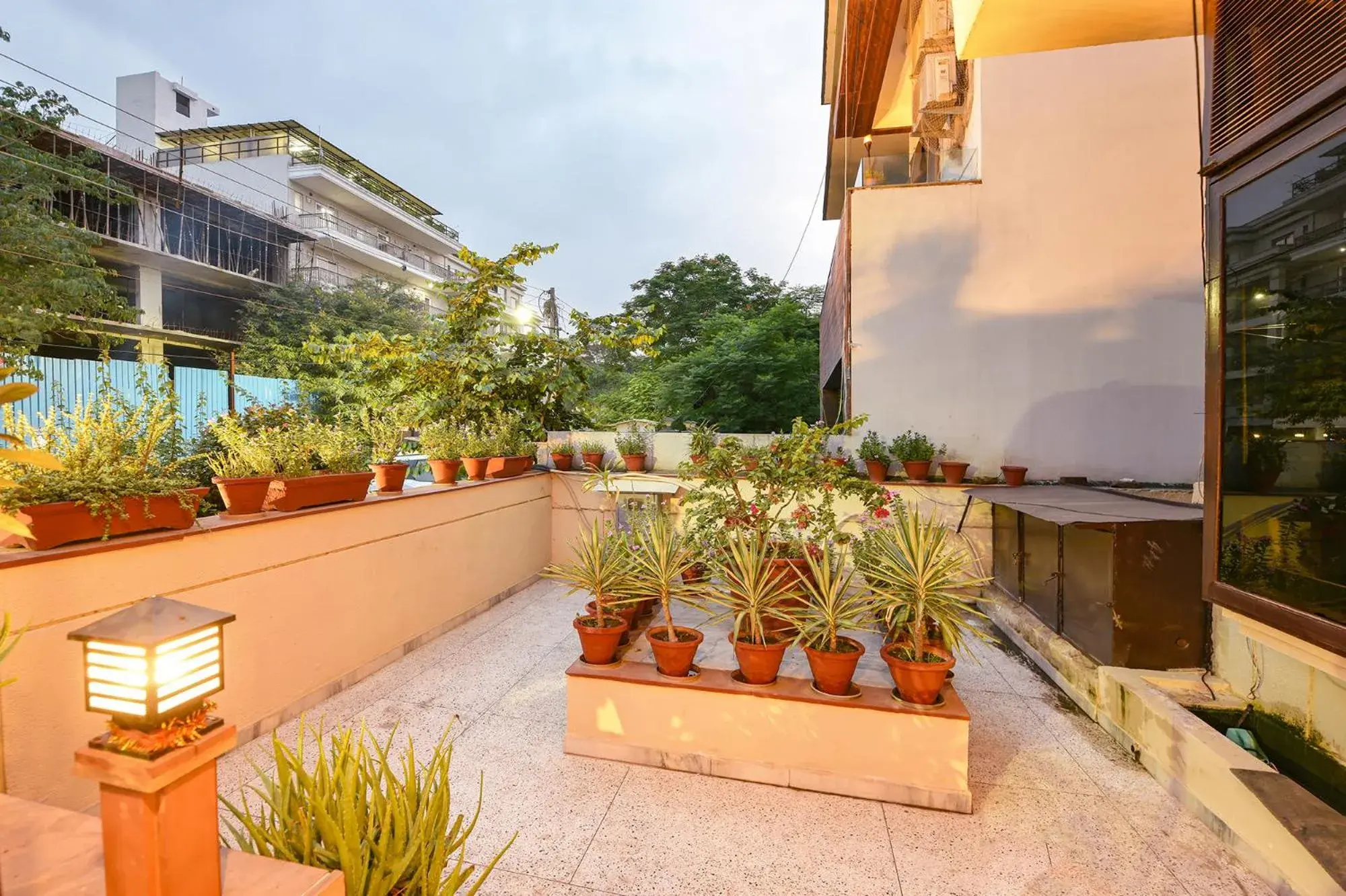 Facade/entrance in FabHotel Siris 18 - Aravali Biodiversity Park Facade/entrance in FabHotel Siris 18 - Aravali Biodiversity Park