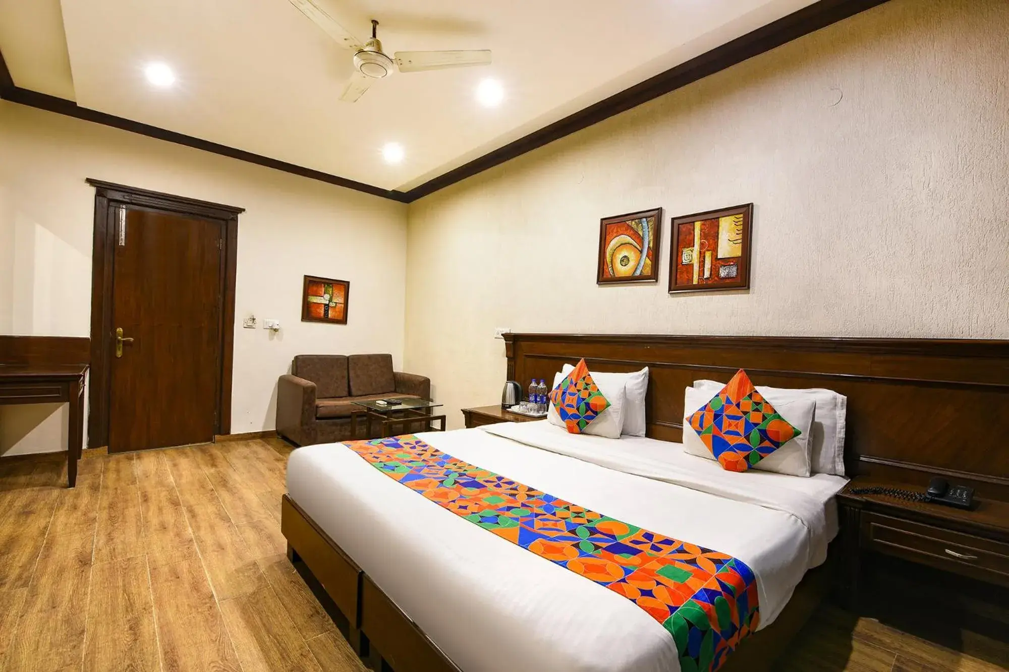 Bed in FabHotel Siris 18 - Aravali Biodiversity Park Bed in FabHotel Siris 18 - Aravali Biodiversity Park