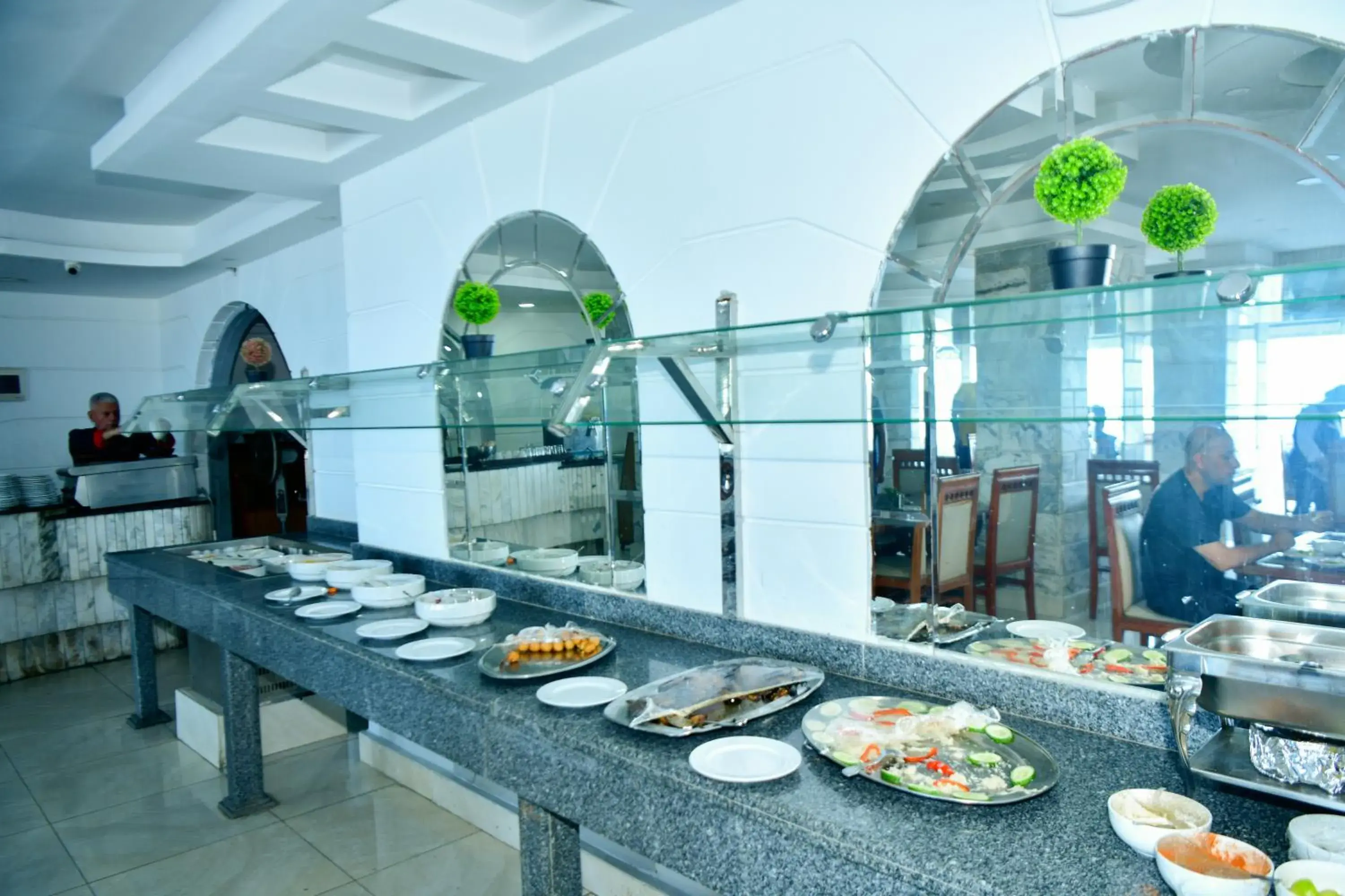 Restaurant/places to eat in Regency Hotel Alexandria Restaurant/places to eat in Regency Hotel Alexandria